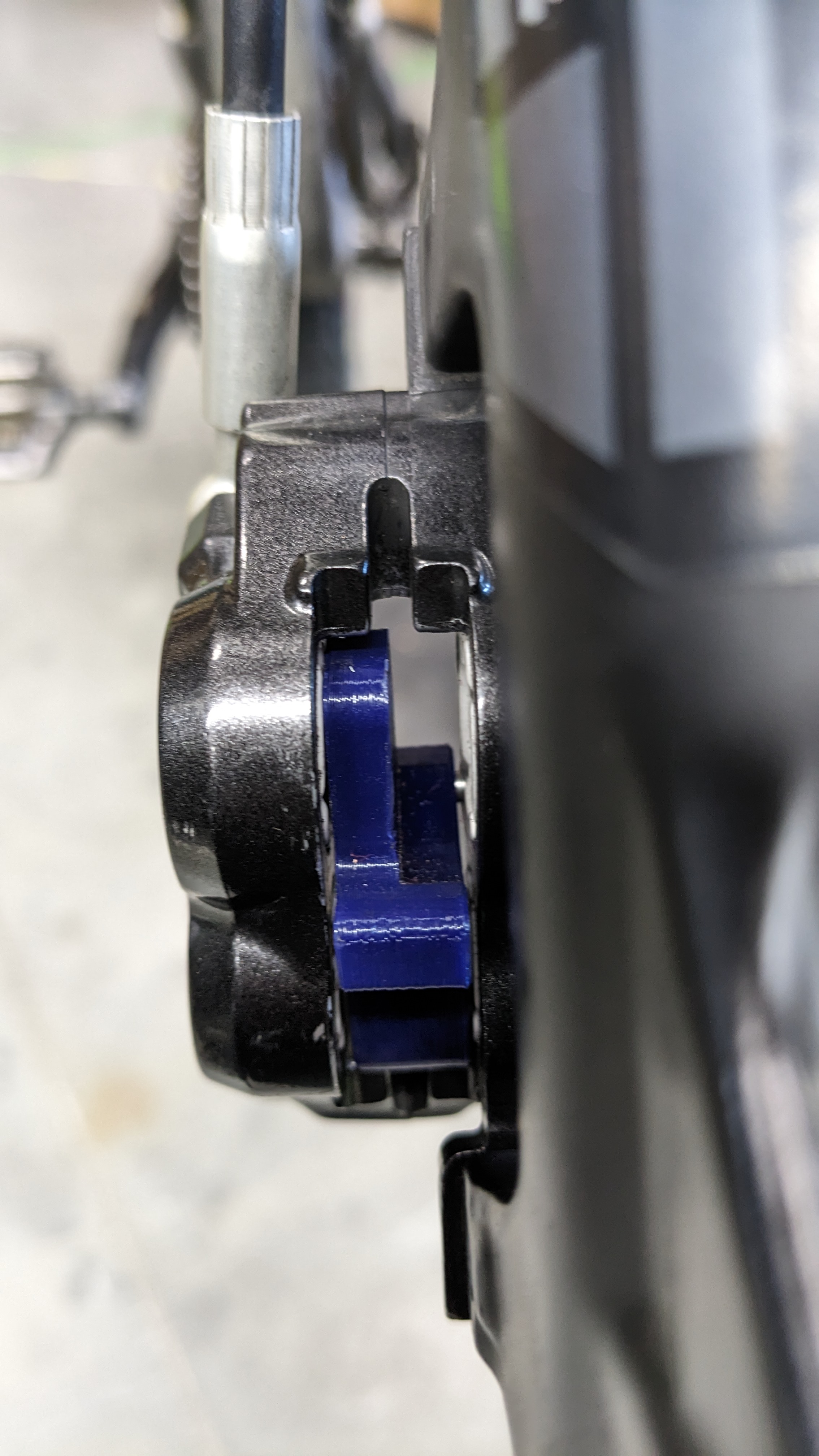 MOUNTAIN BIKE 4PISTON DISC BRAKE PISTON SERVICE BLOCK by biketiger