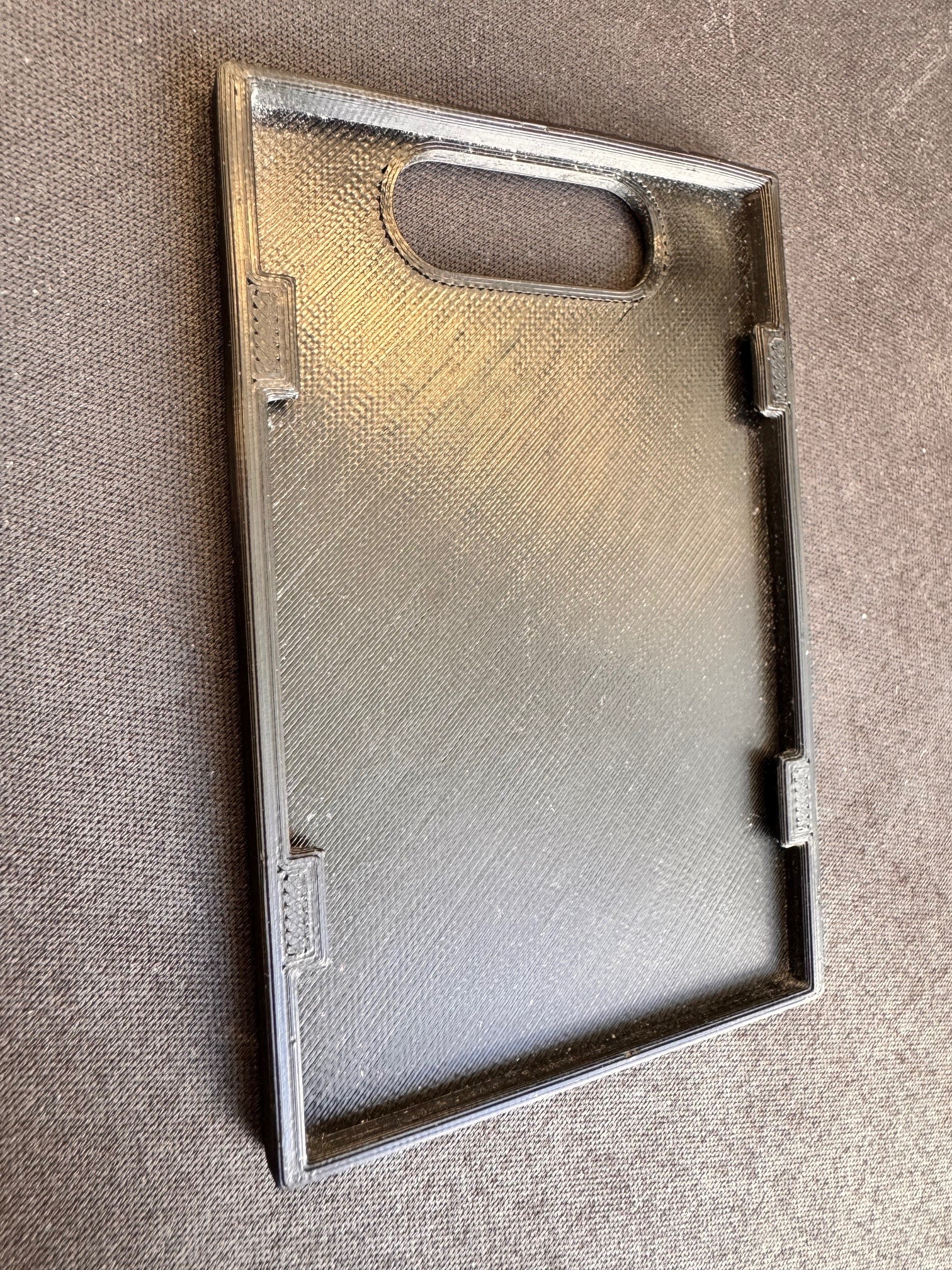 Sturdy card holder