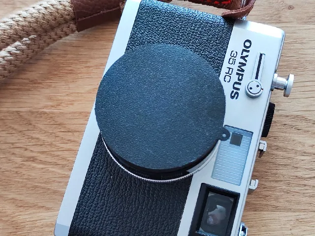 Olympus 35 RC Zuiko 42/2,8 lens cap cover