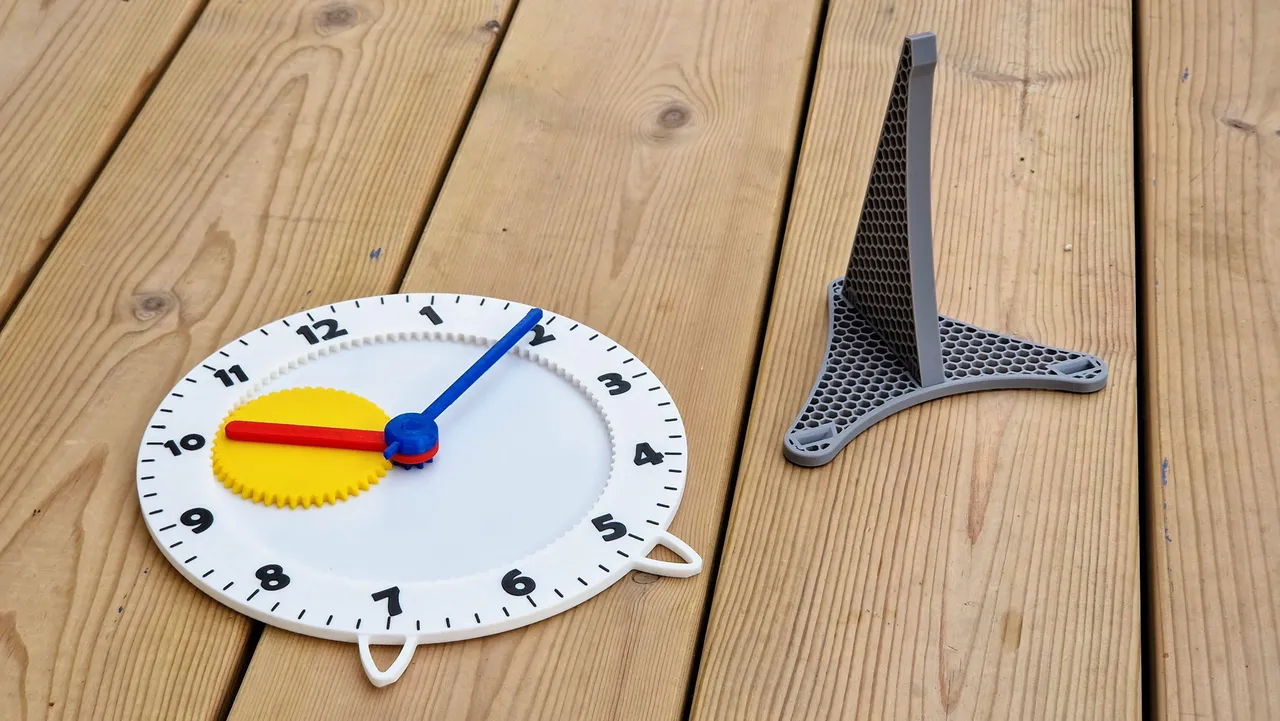 Educational clock by Jakob, Download free STL model