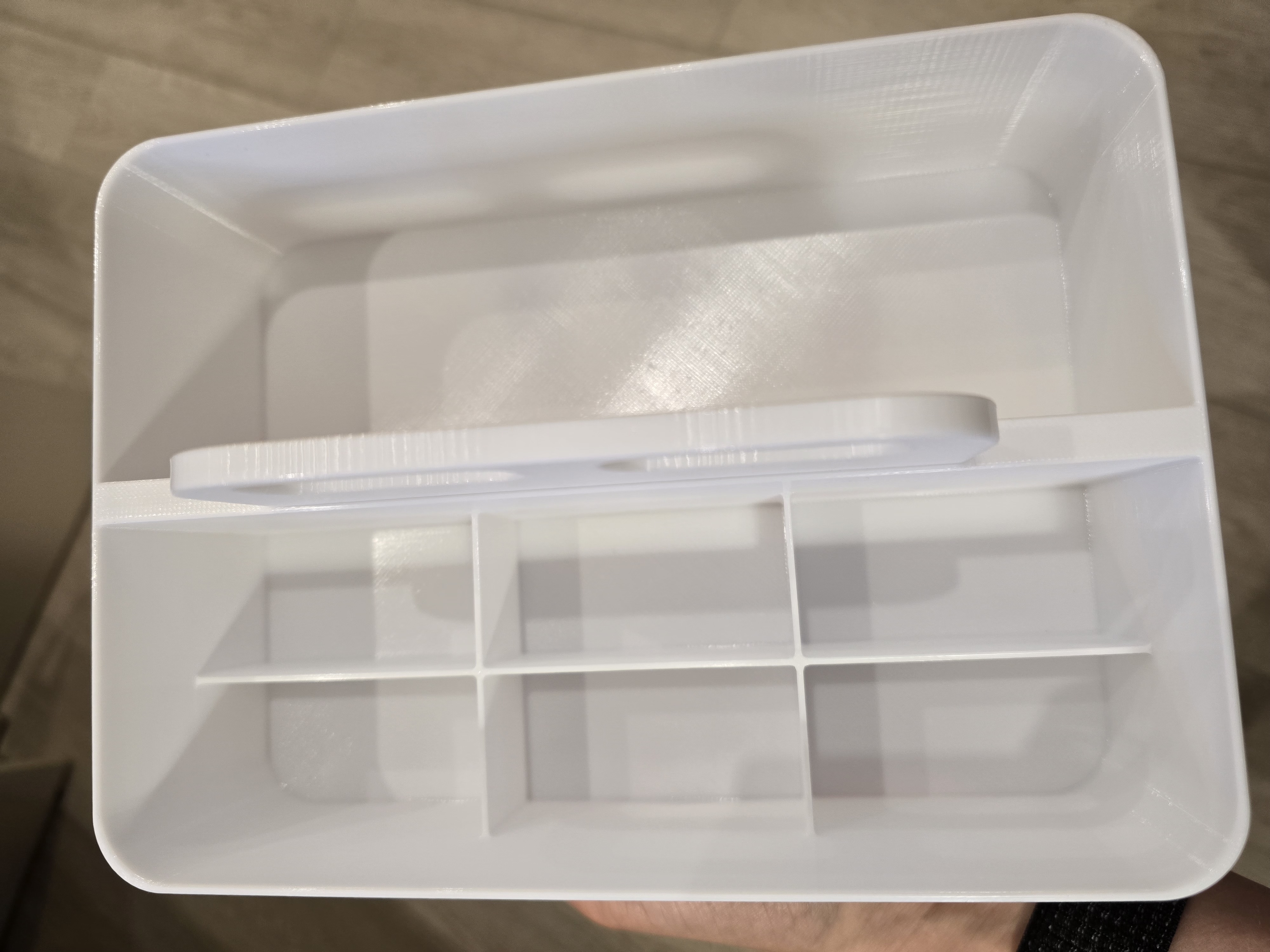 ToolBox with handle and sections - Open Source and fully parametric