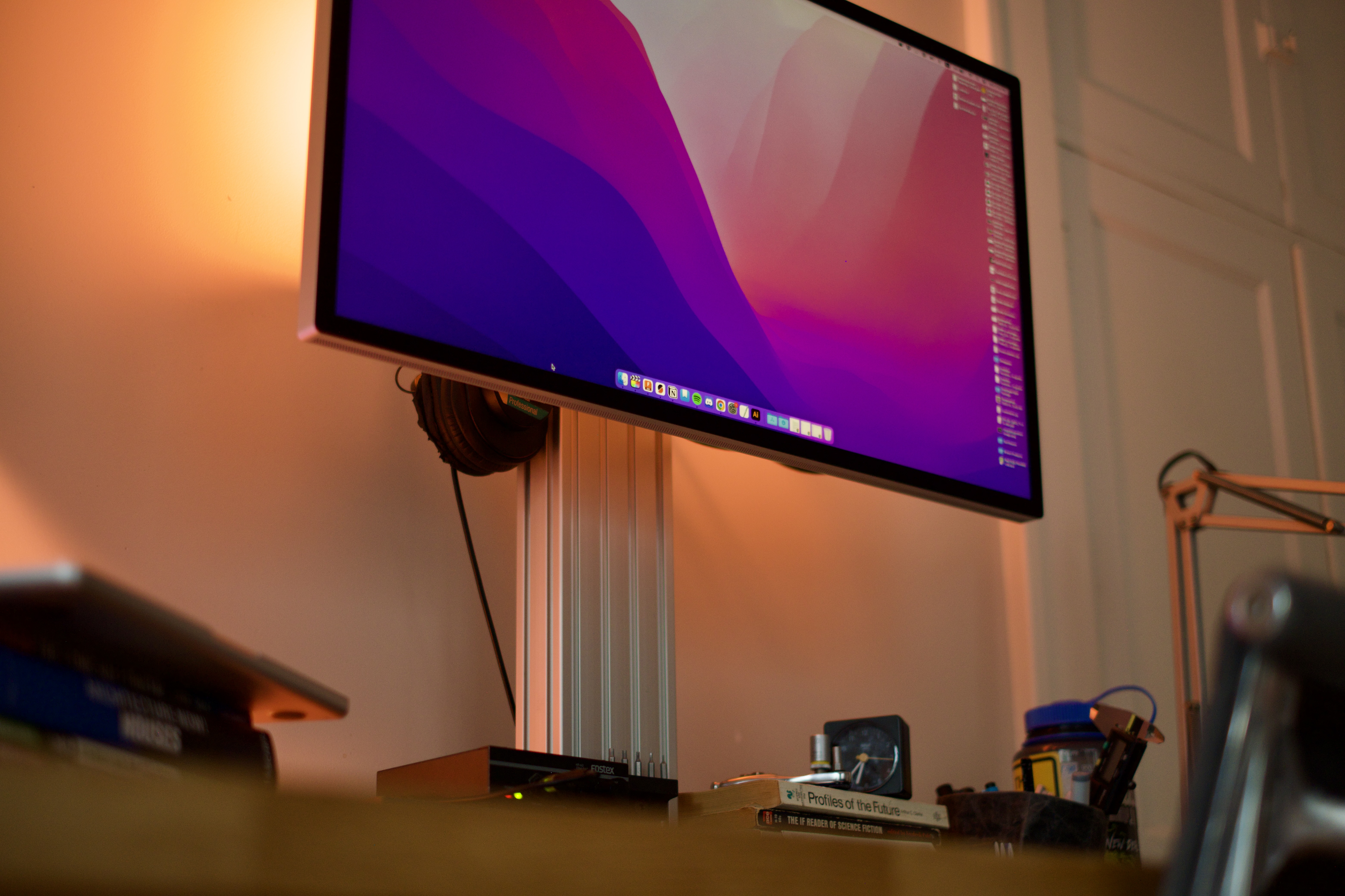 Monolith Monitor Stand - Components and Add-ons