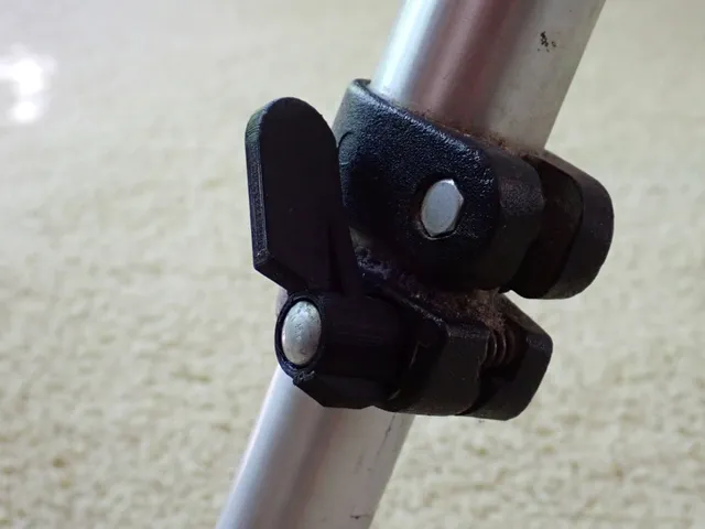 Bogen 3021 Tripod Leg Lock Lever