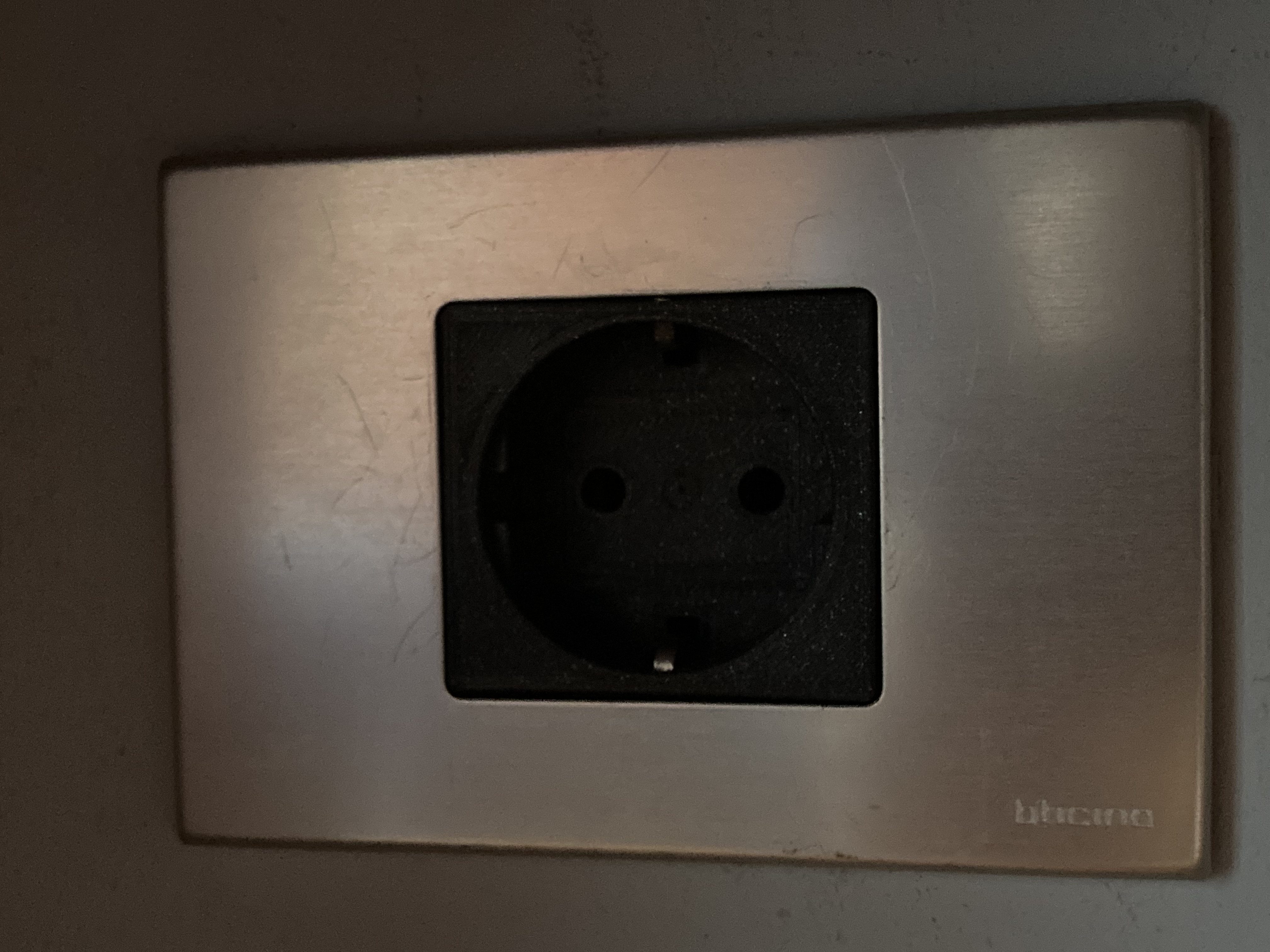 btcino Schuko Base Socket — miniatura 4