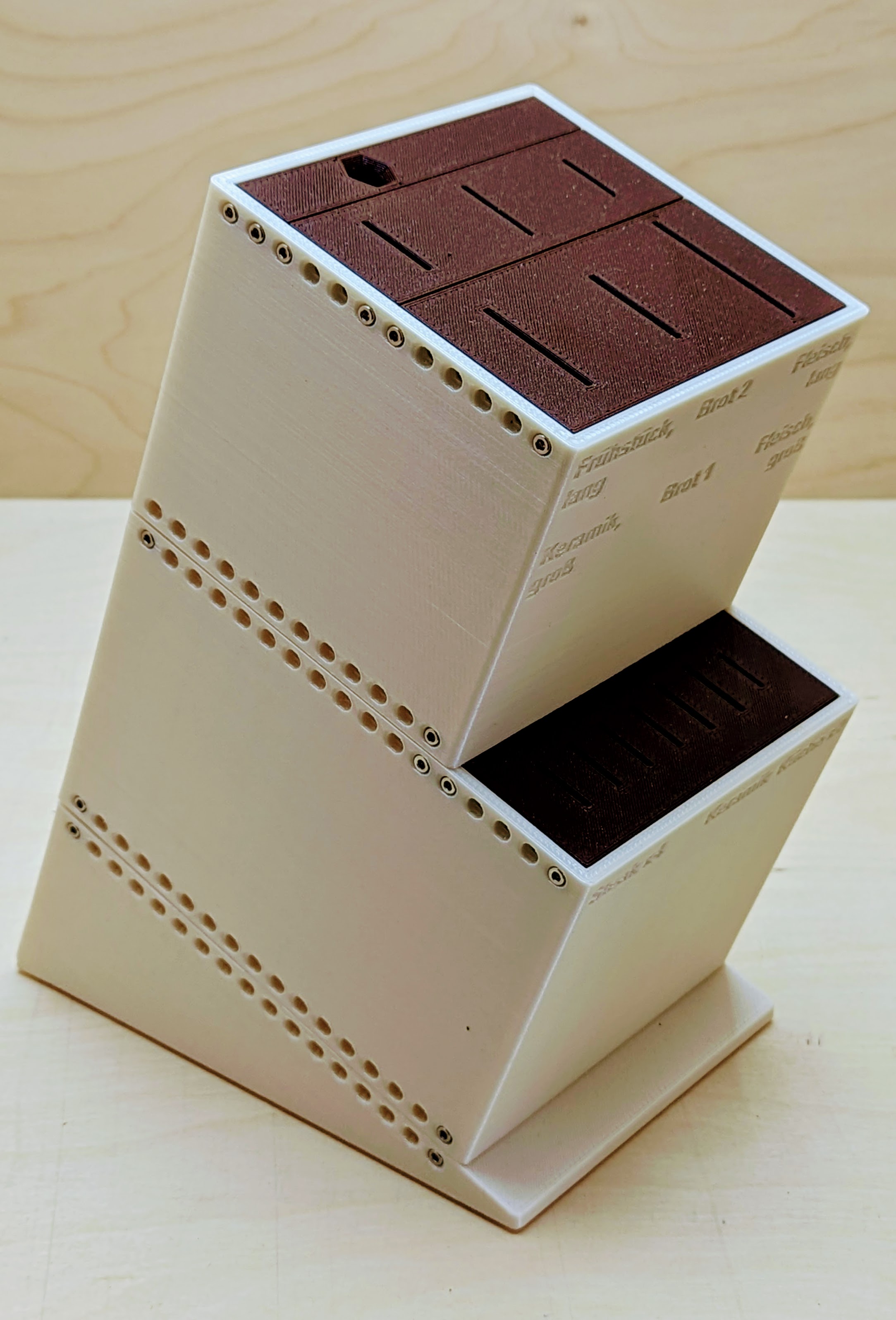 Miniatura 5 do modelo 3D Parametric Knife Block / Parametrischer Messerblock
