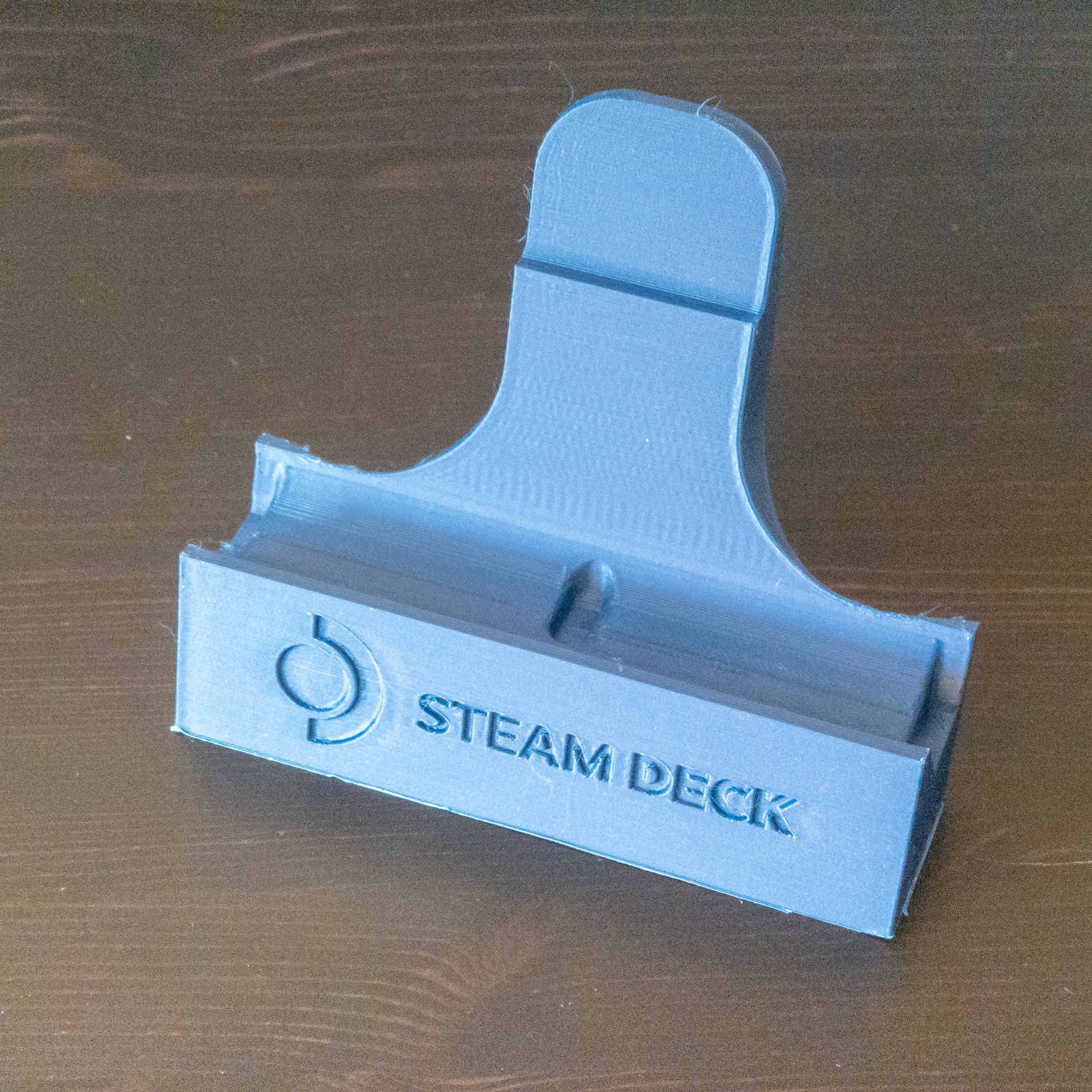 Steam Deck stand for use with dbrand Killswitch case by Taisto