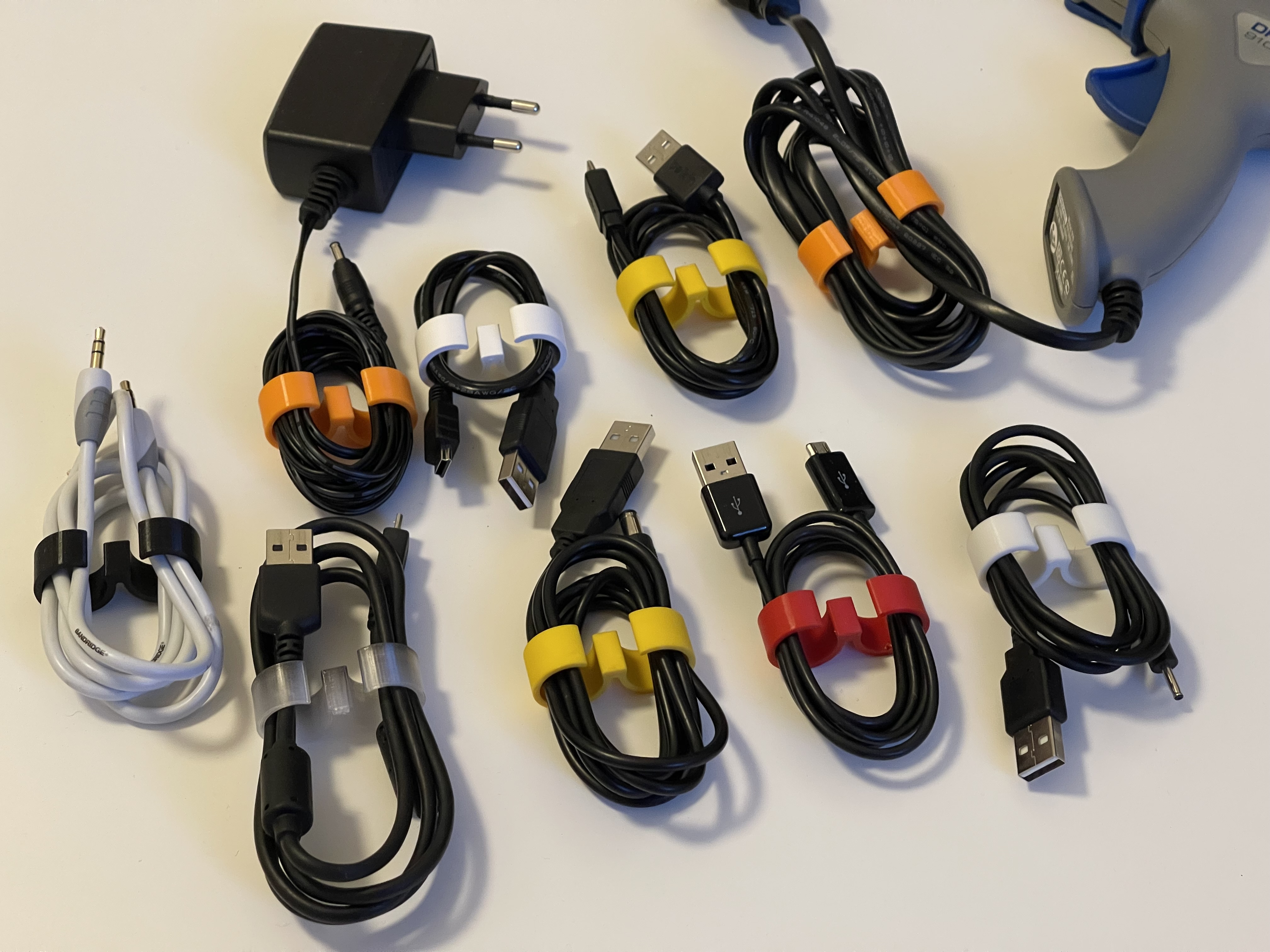 Cable Clip - Universal Cable Organizer 3D model thumbnail