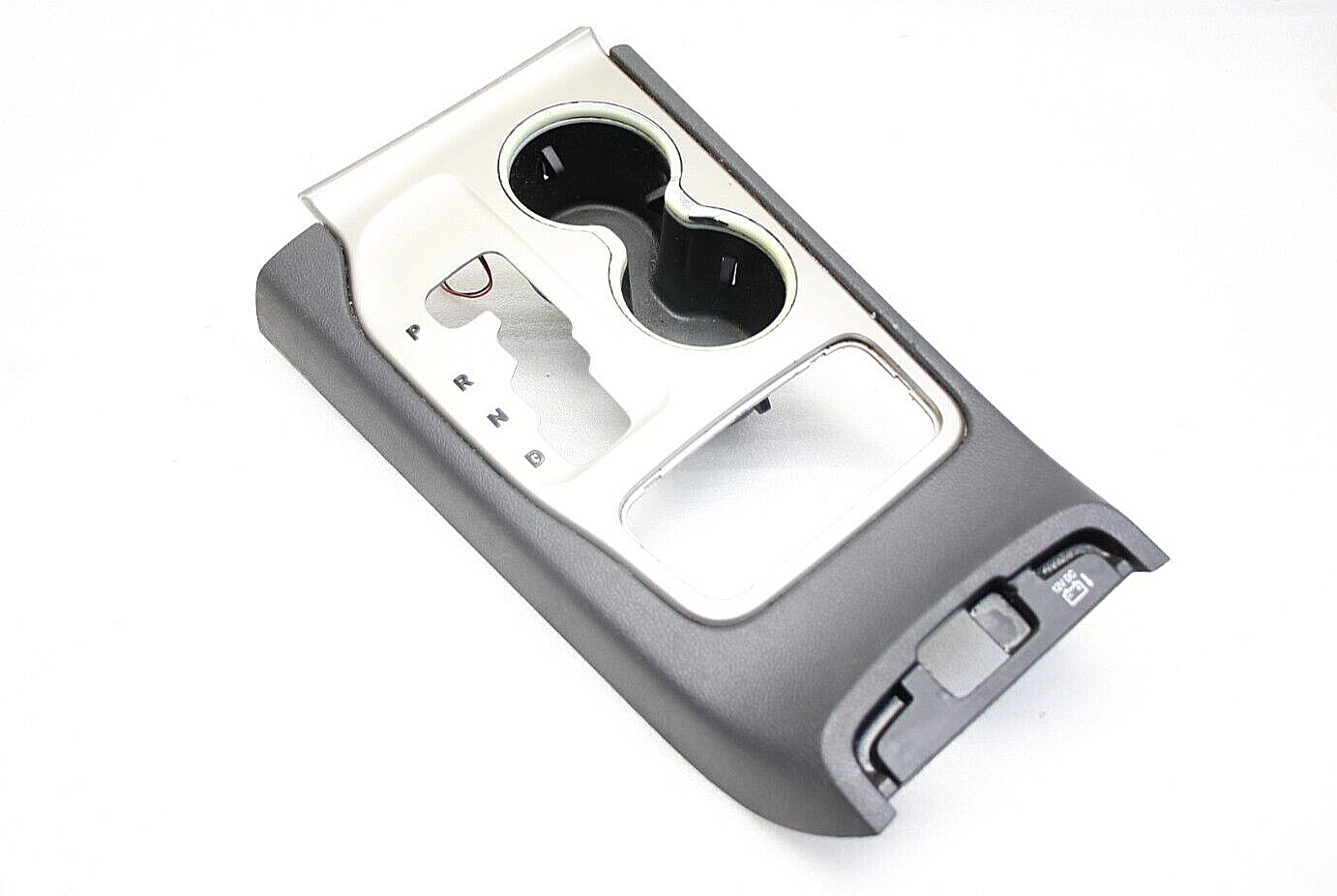 Jeep Grand Cherokee Cupholder Trim by Yitvan Download free STL model