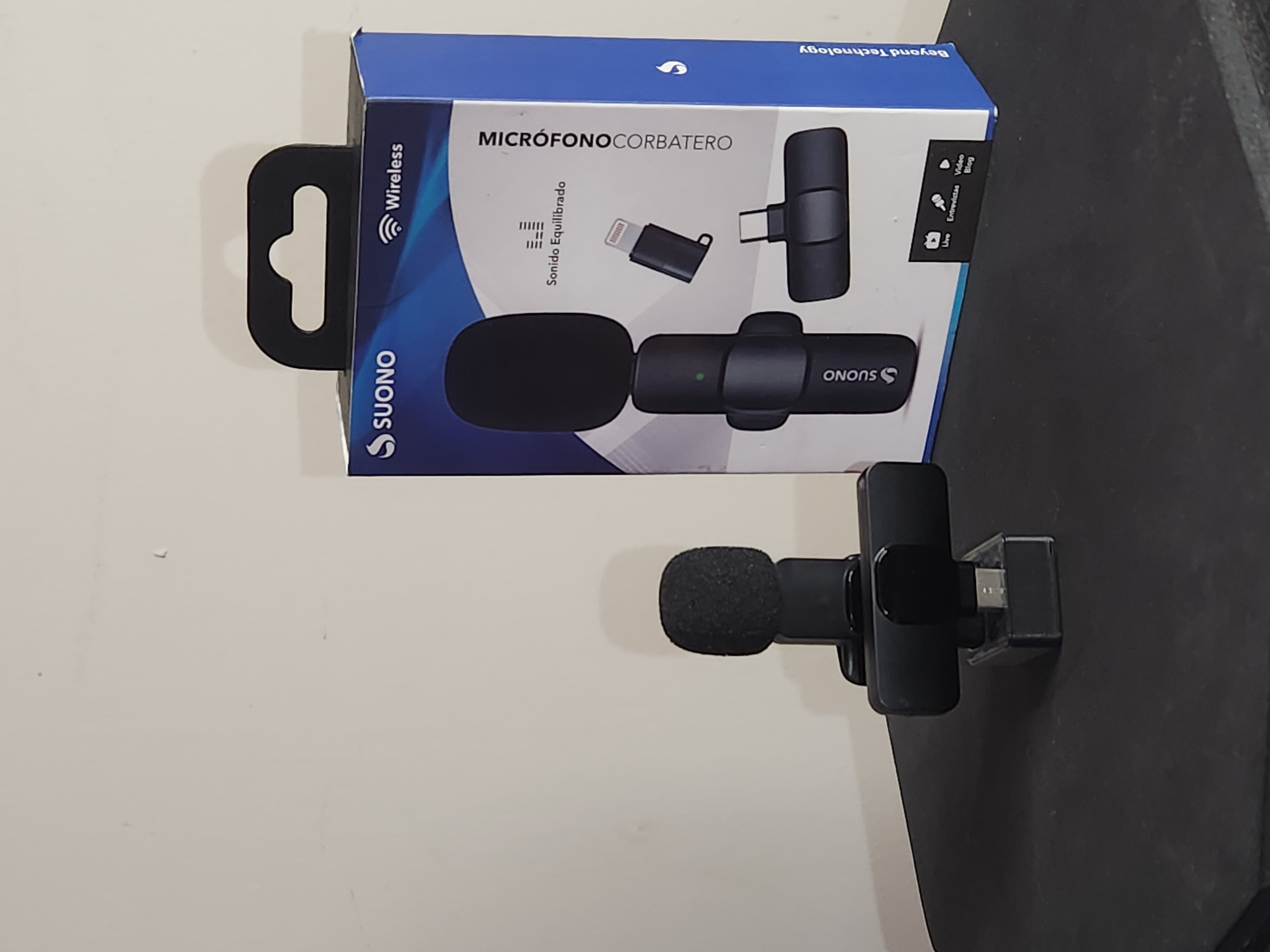 Simple Wirless Micorphone table holder (SUONO)