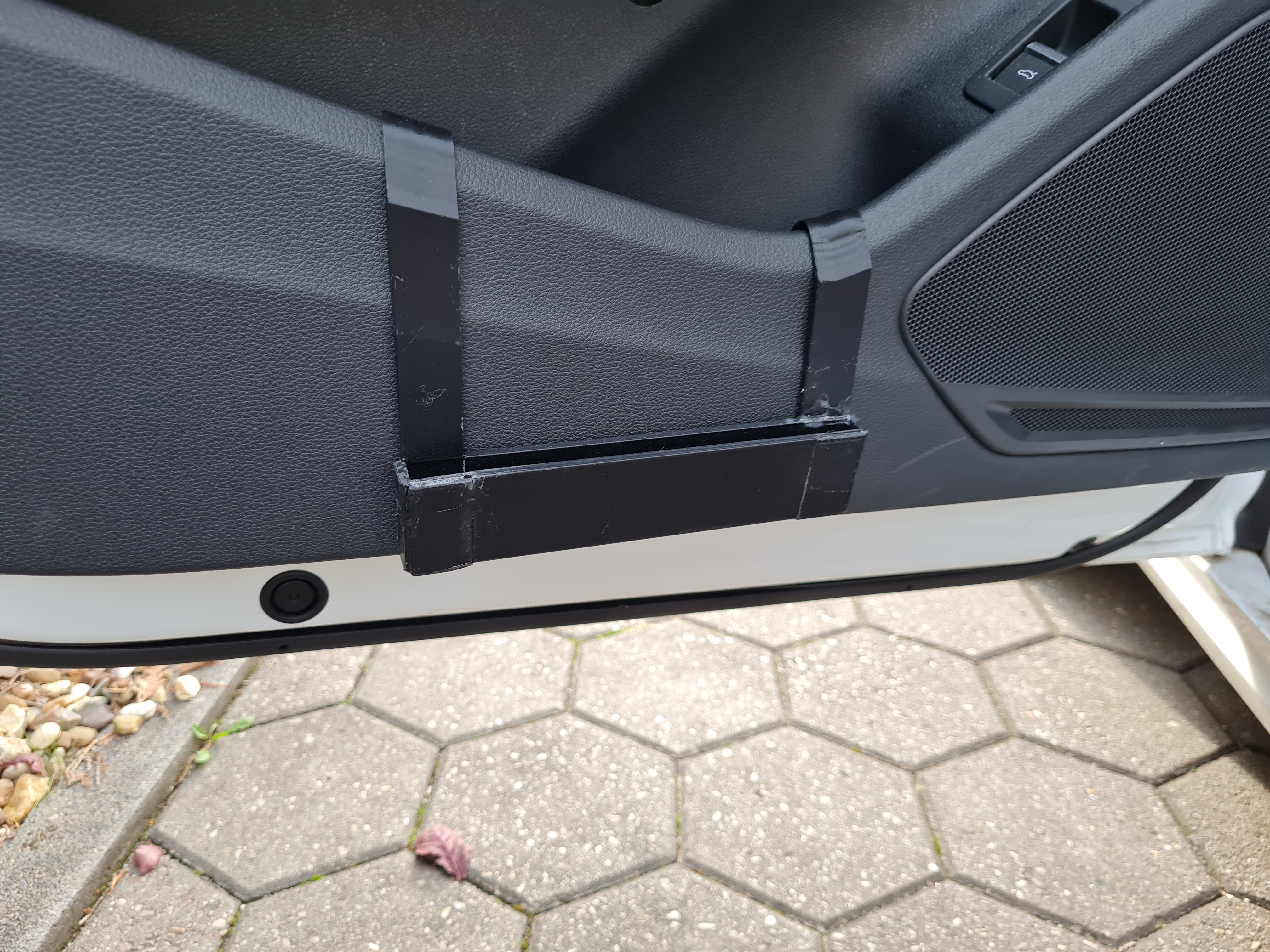 AudiParkingCardHolder — miniatura 2