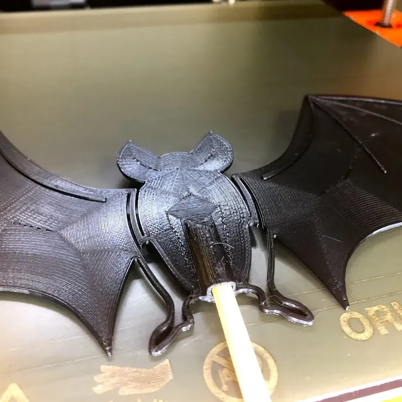 Flapping Bat Print in Place Toy by Cisco3D