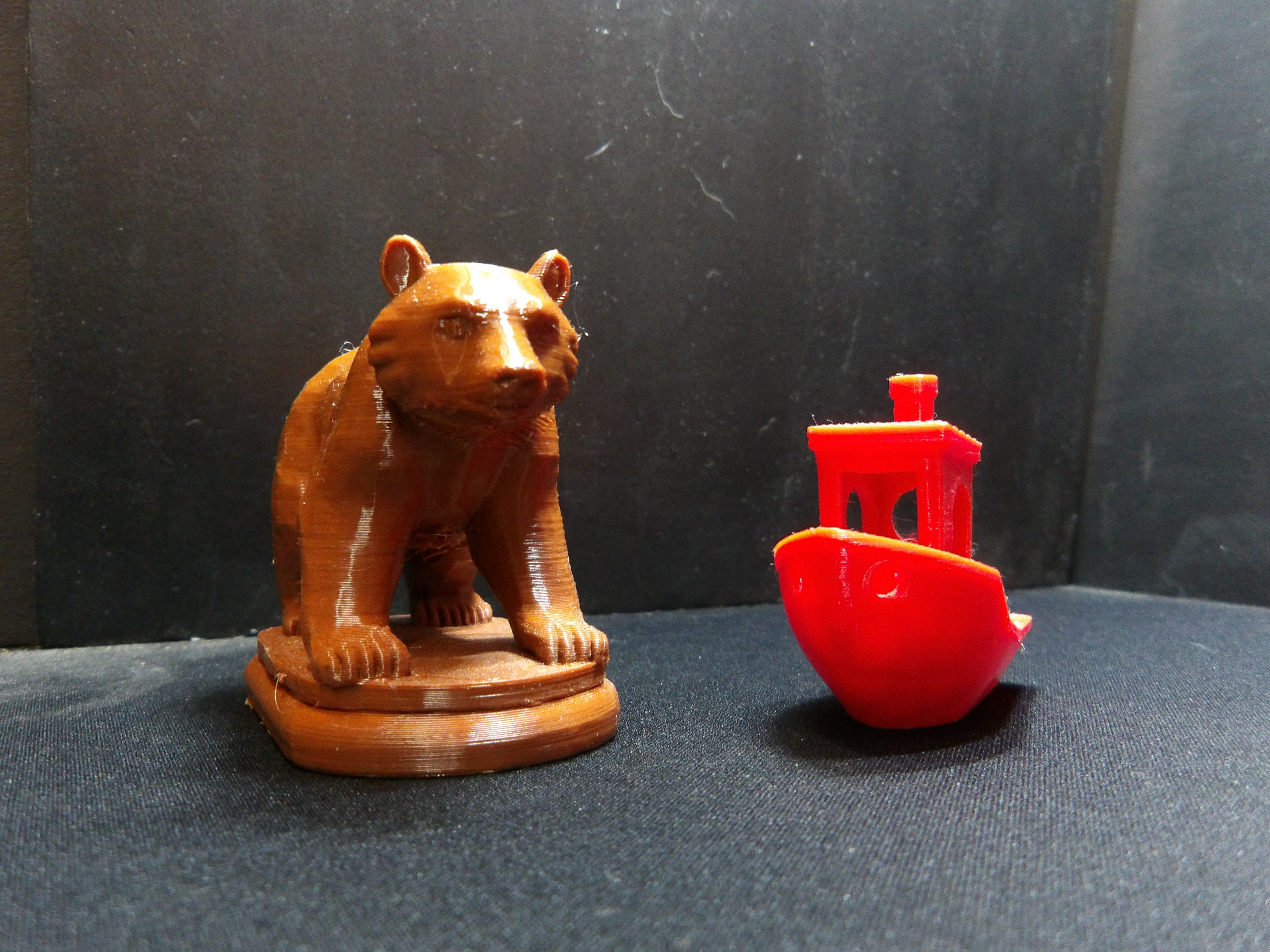 Bear carving statue. — miniatura 4