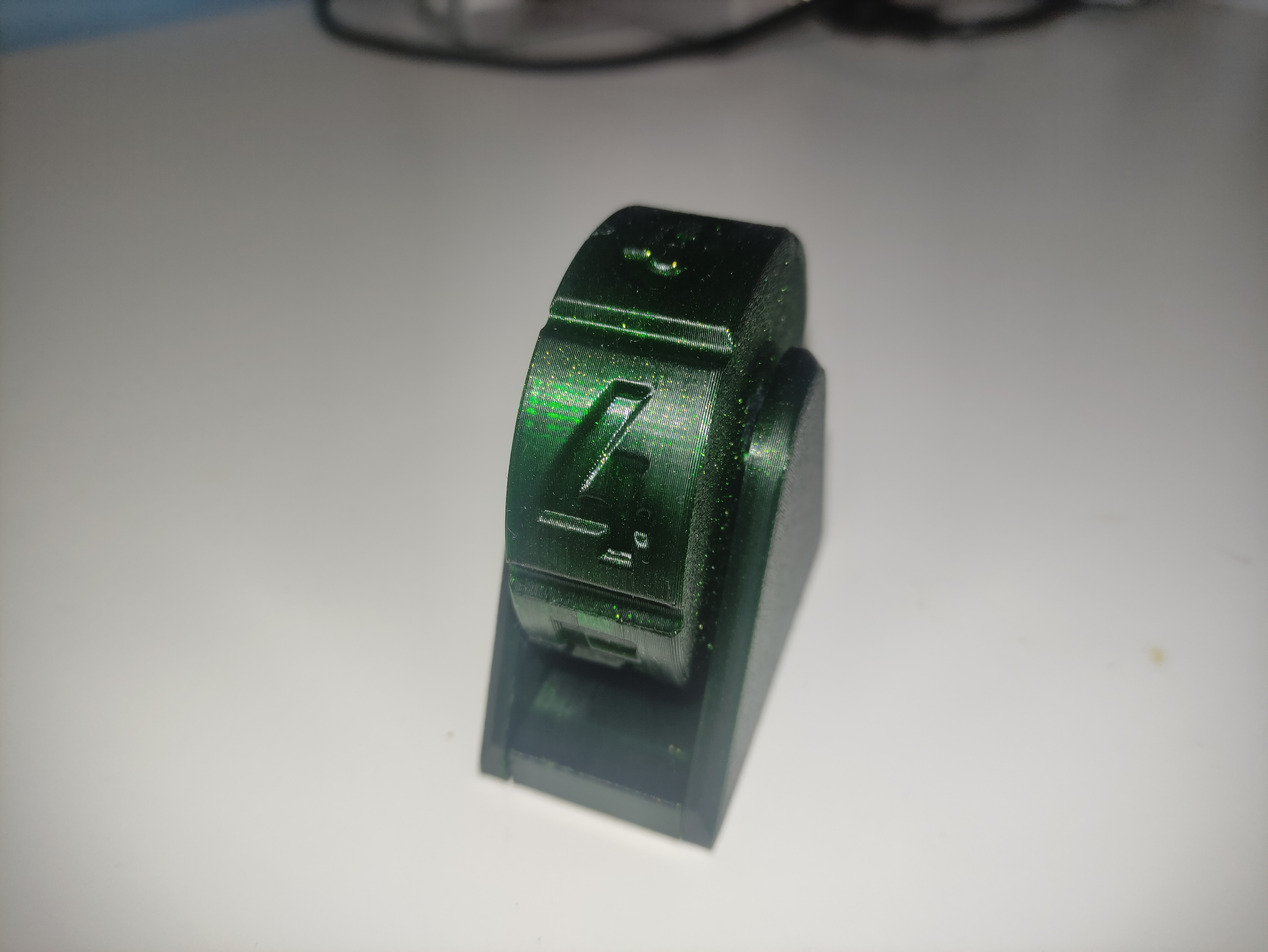 Magnetic Rolling 6 sided Dice