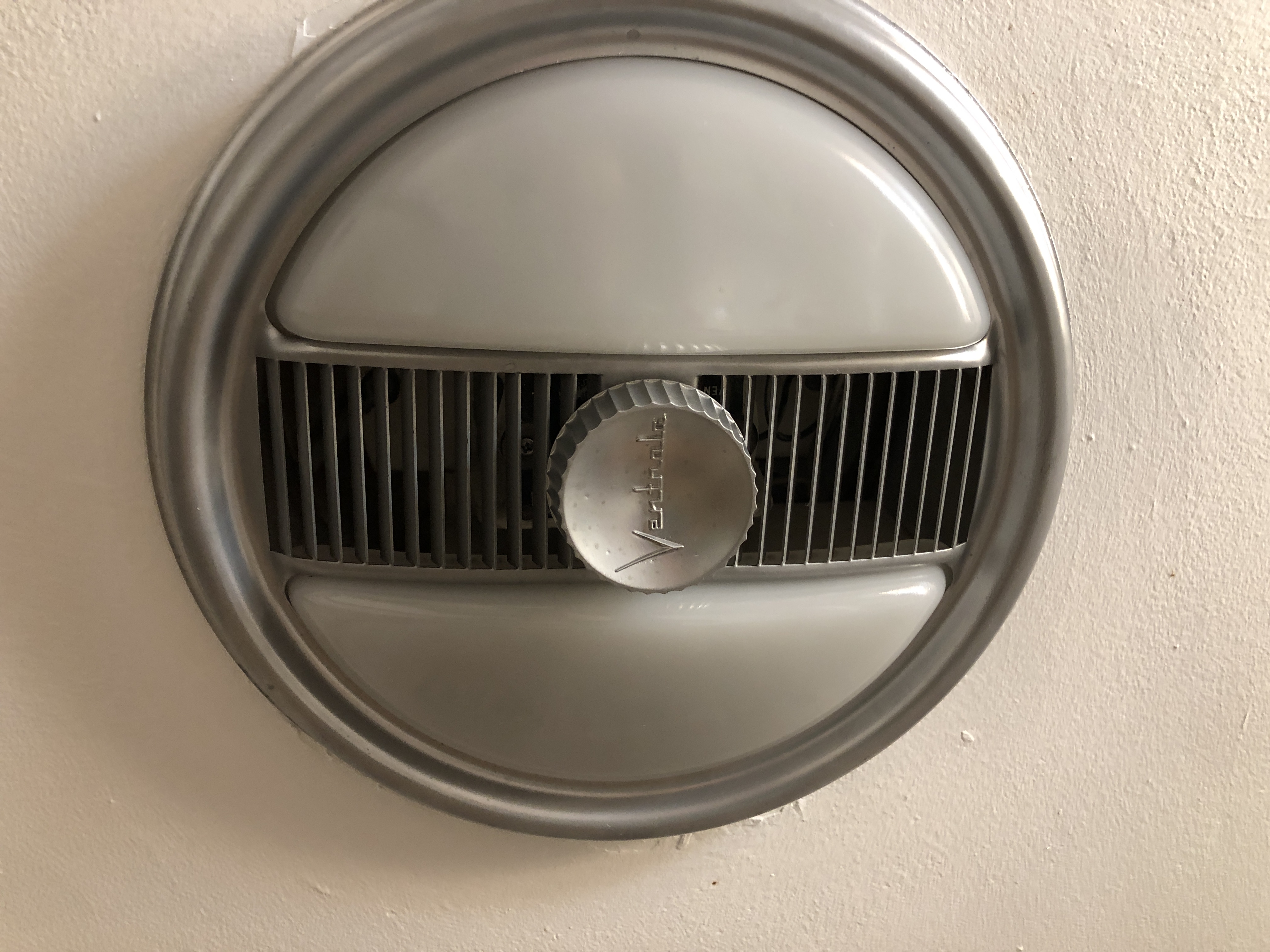 Ventrola bathroom vent fan motor replacement bracket by Nikki Download free STL model