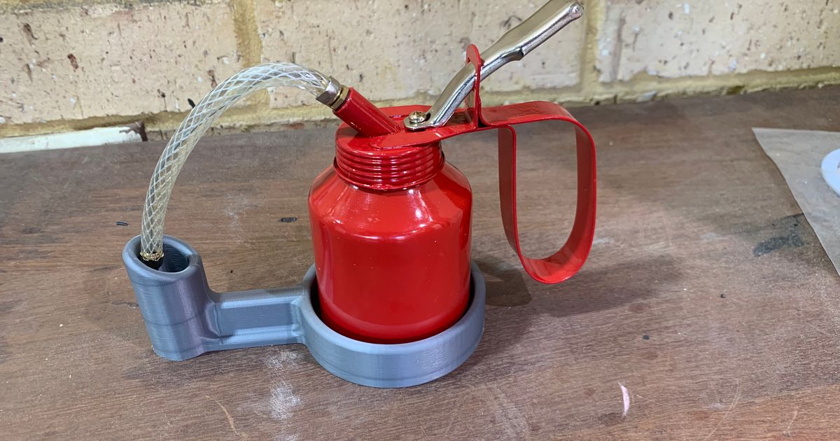 Small Oil Can Holder by nigtayofdoom | Download free STL model ...