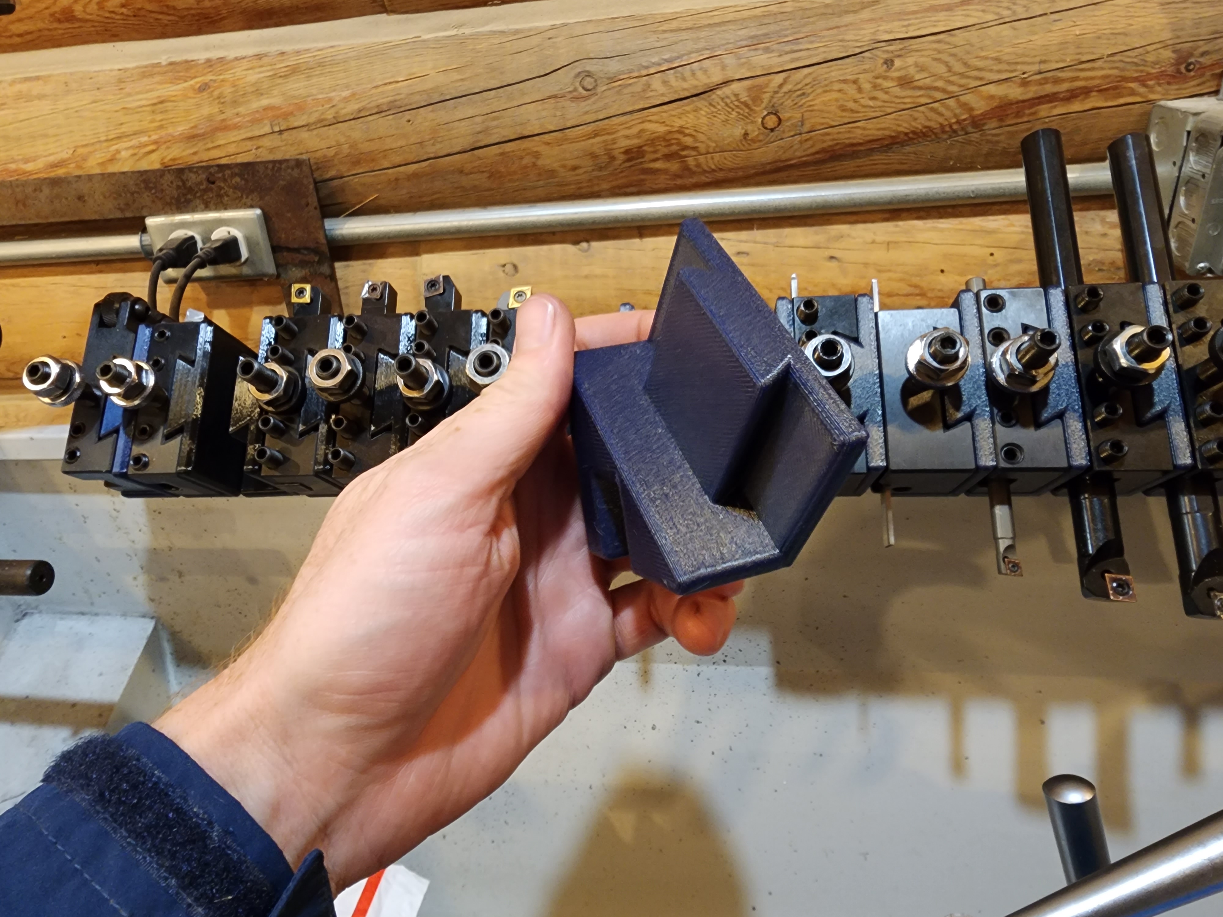 AXA QCTP Tool Holder Rack by yotebuster1200 Download free STL model