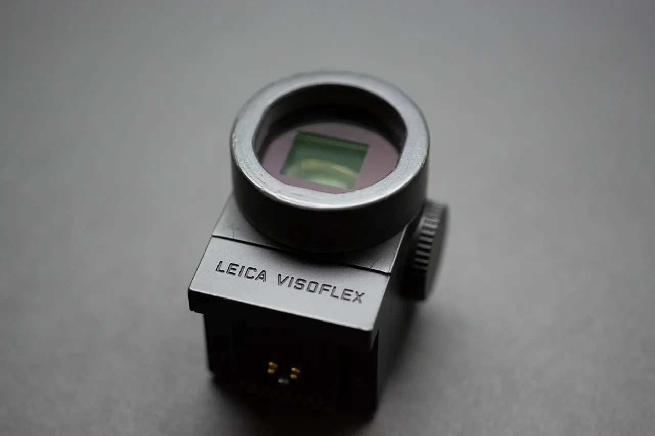Leica Visoflex (Typ 020) replacement eye cup by barelyanything 