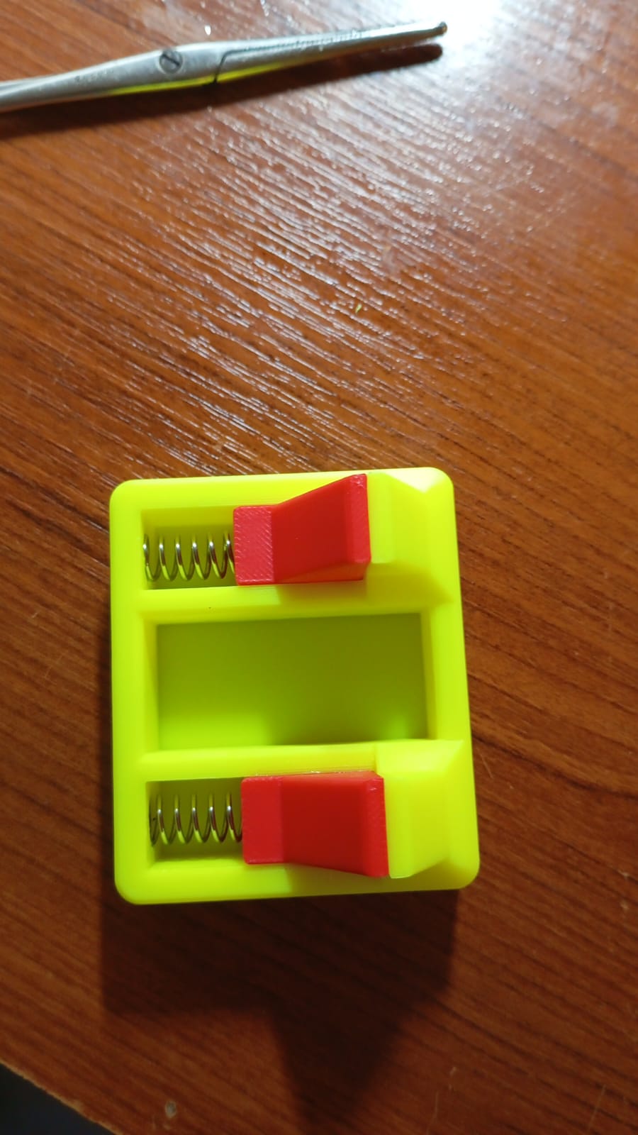 Clamp for 20mm springs