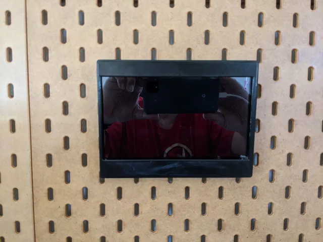 Skadis mount for 7" Touch Screen Display