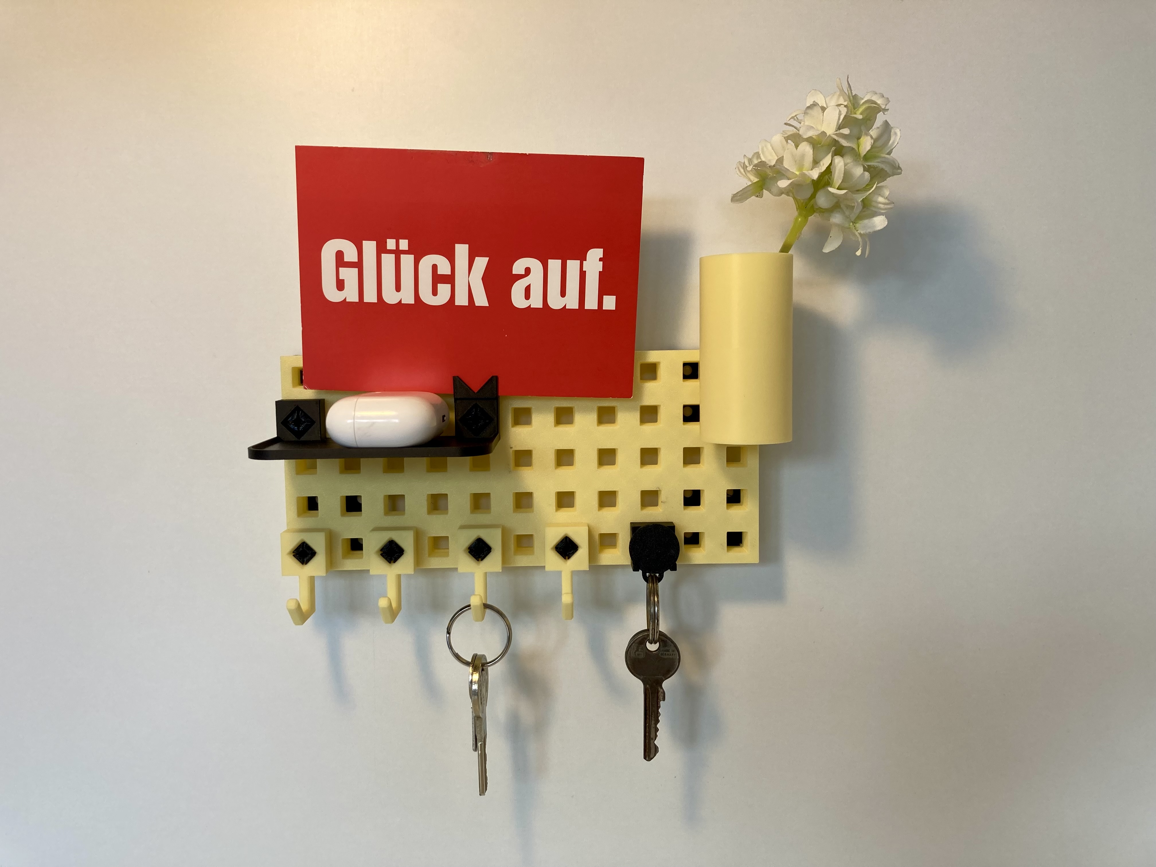 SteckBoard : : Key Rack : : 1€ Key Tag by Ludibambuhdi | Download free ...
