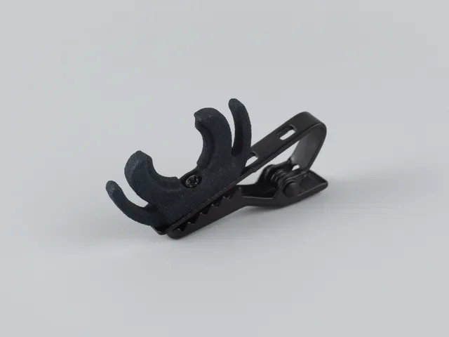 LOM Uši clip
