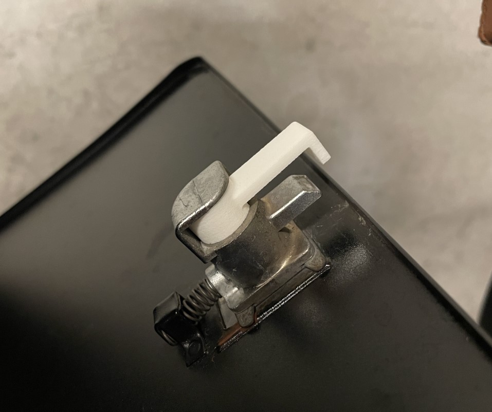 Vespa PX Luggage compartment lock arm