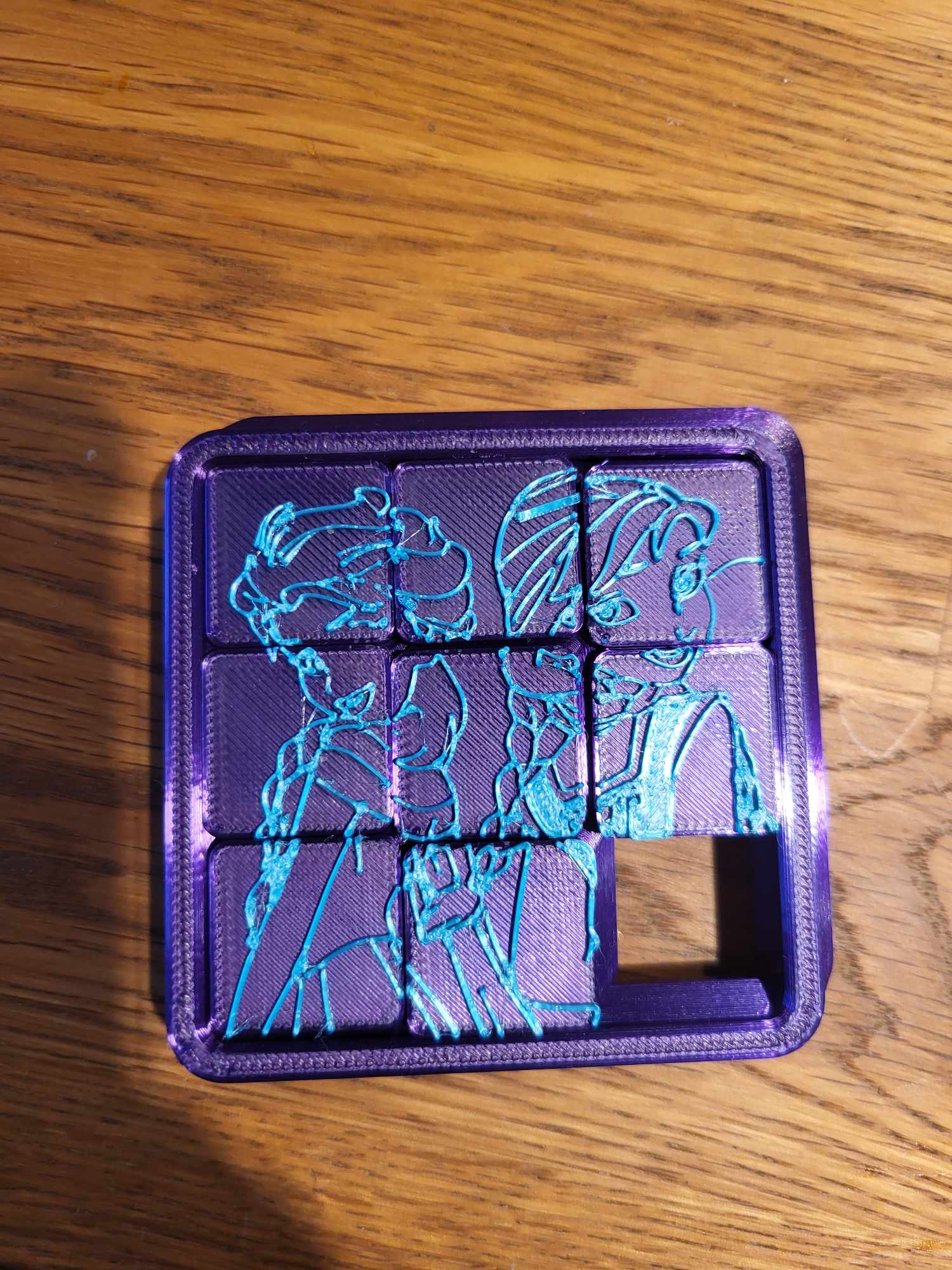 Map Sliding Puzzle - Elsa and anna