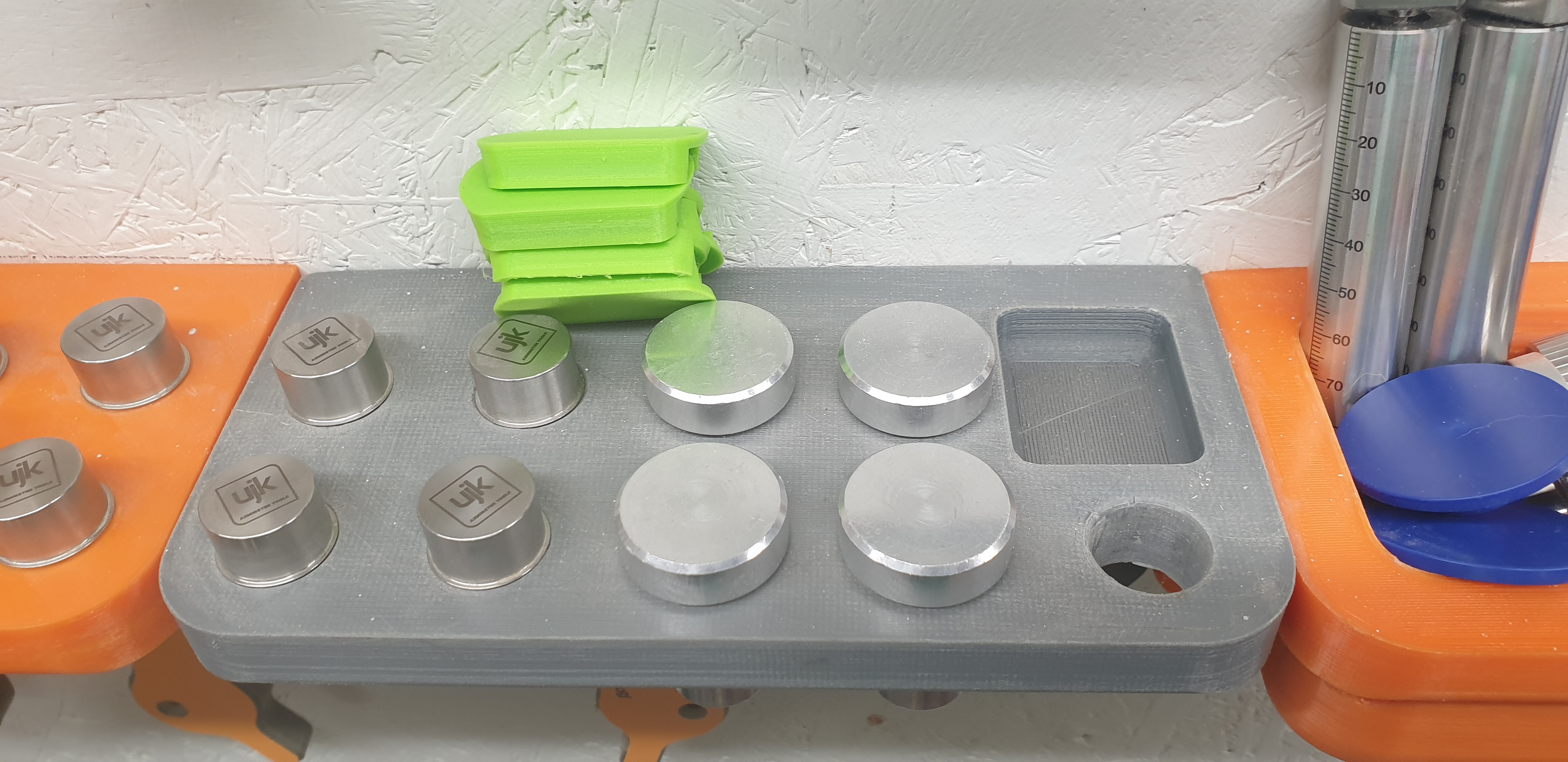 20mm UJK BENCH DOG HOLDER V2 - wall mounted unit - 9 dog holes and cubby