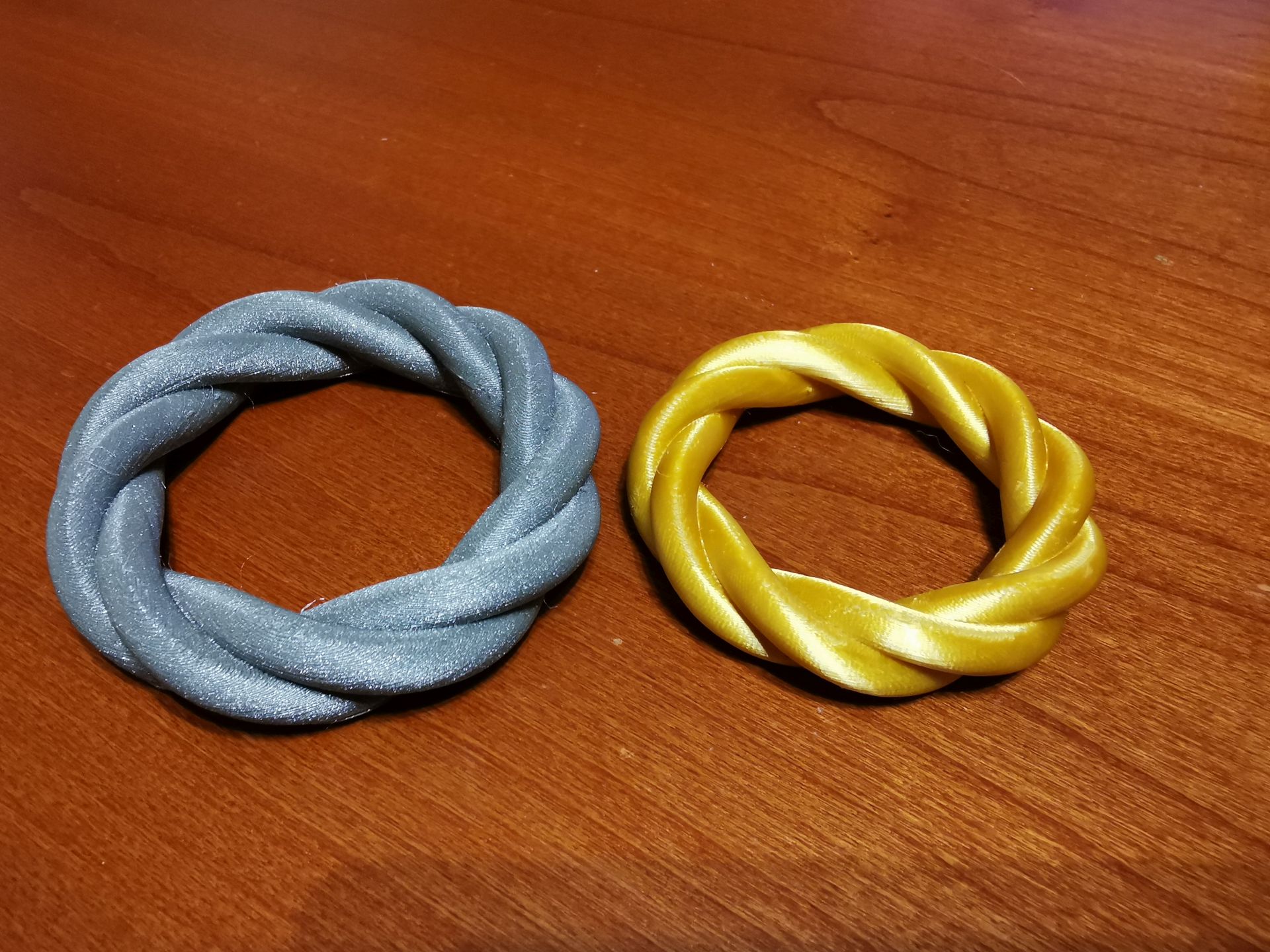 twisted garland — miniatura 3
