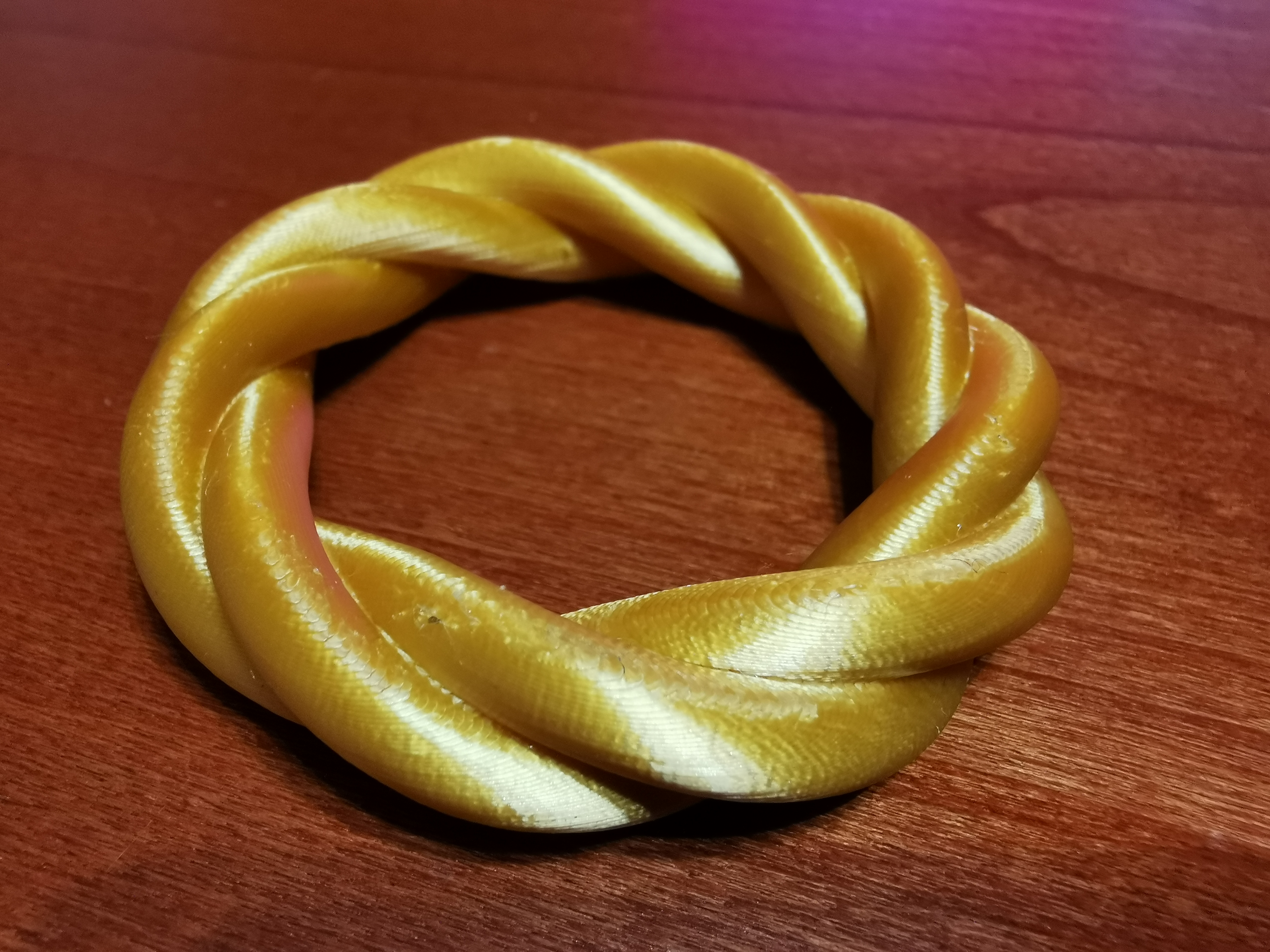 twisted garland — miniatura 2