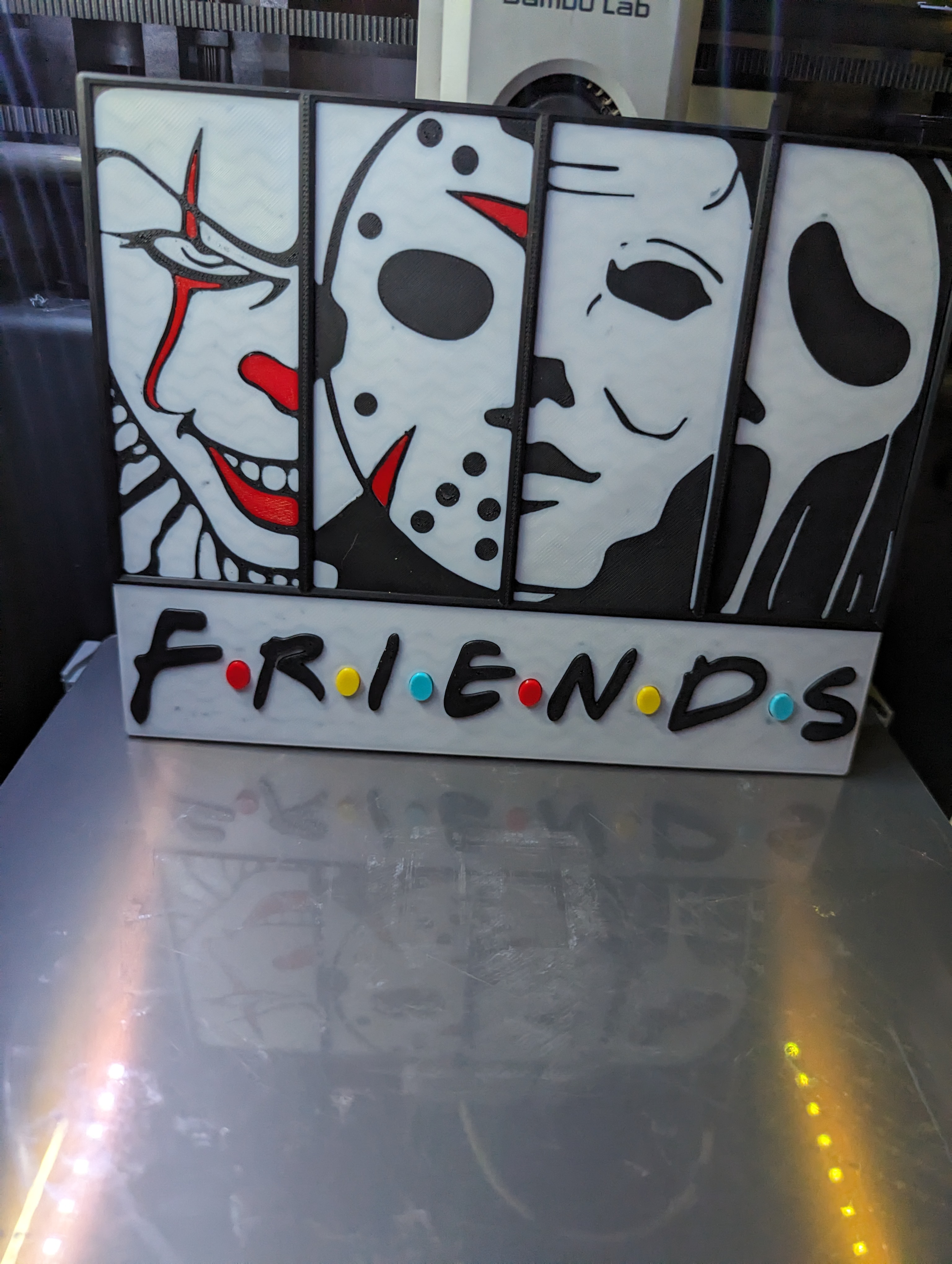 HALLOWEEN FRIENDS SIGN