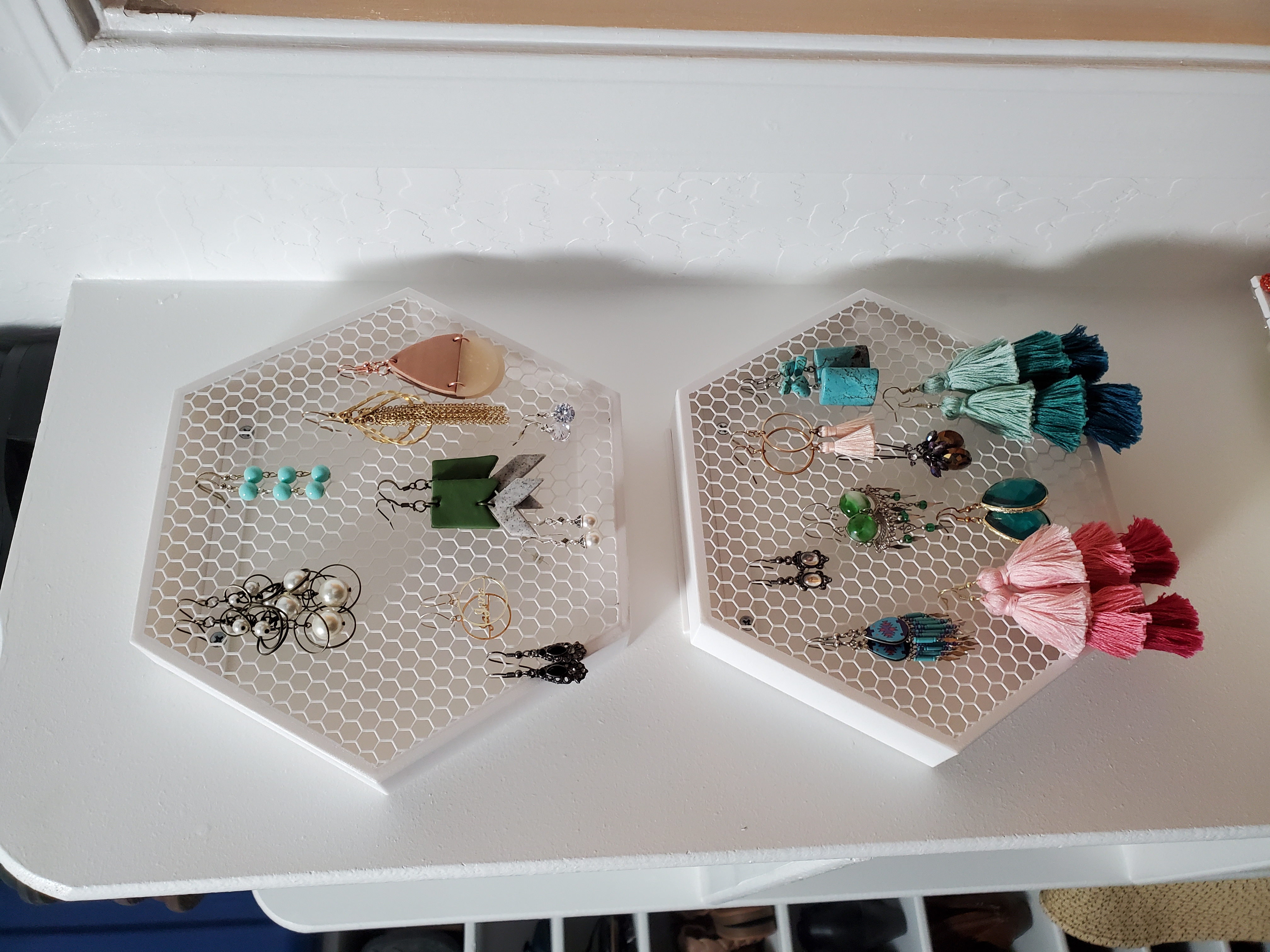 Hexagon Earring Holder with Wall Mount (Remix)
