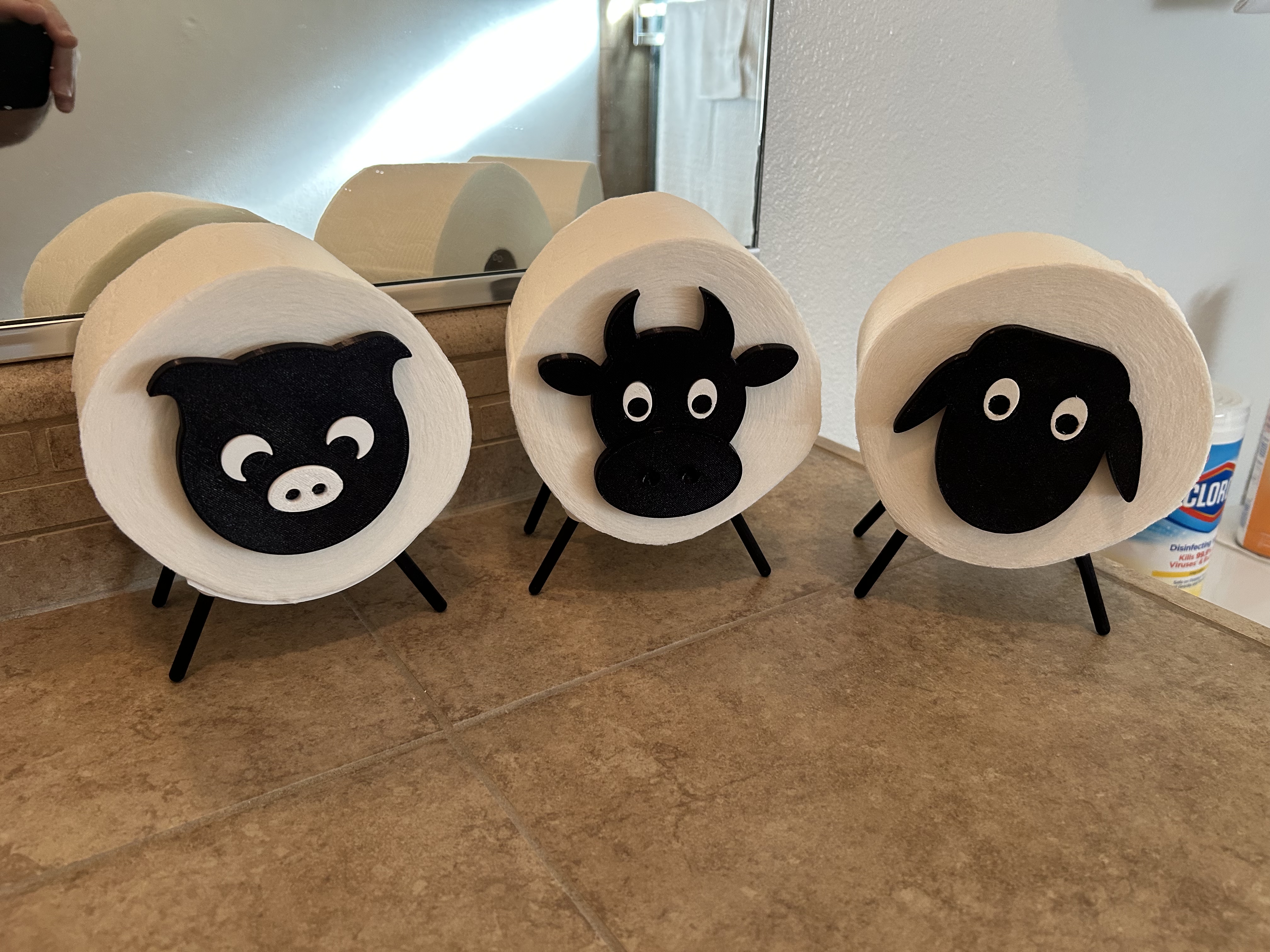 EASY PRINT Toilet Paper Roll Pig 3D model thumbnail
