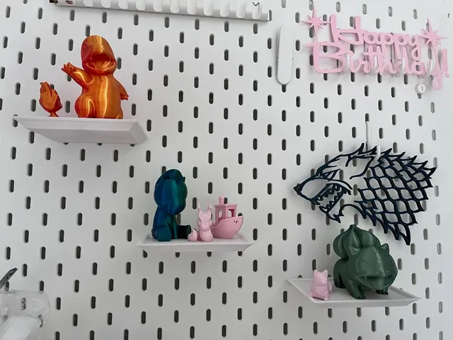 Pegboard shelf (Ikea Skadis)