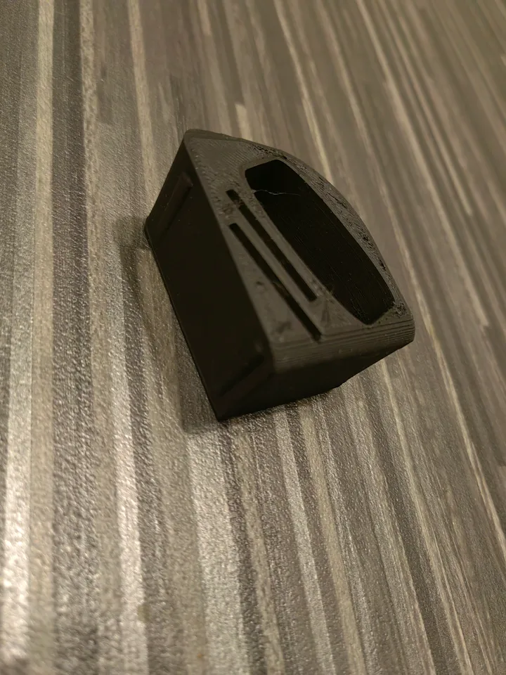 Dodge Challenger Key and coin holder by BuGr27 | Download free STL