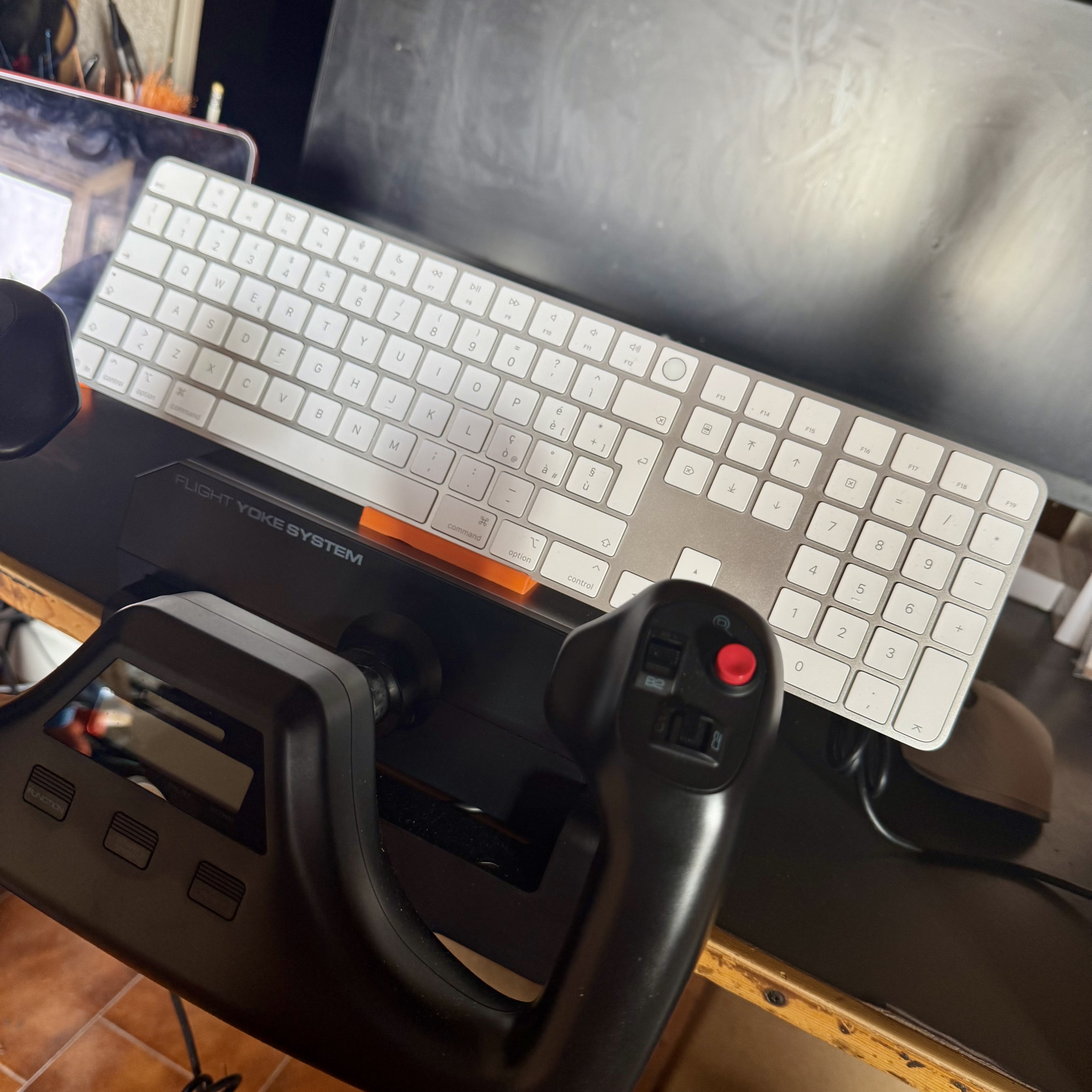 Supporto Tastiera per Logitech Flight Simulator Yoke