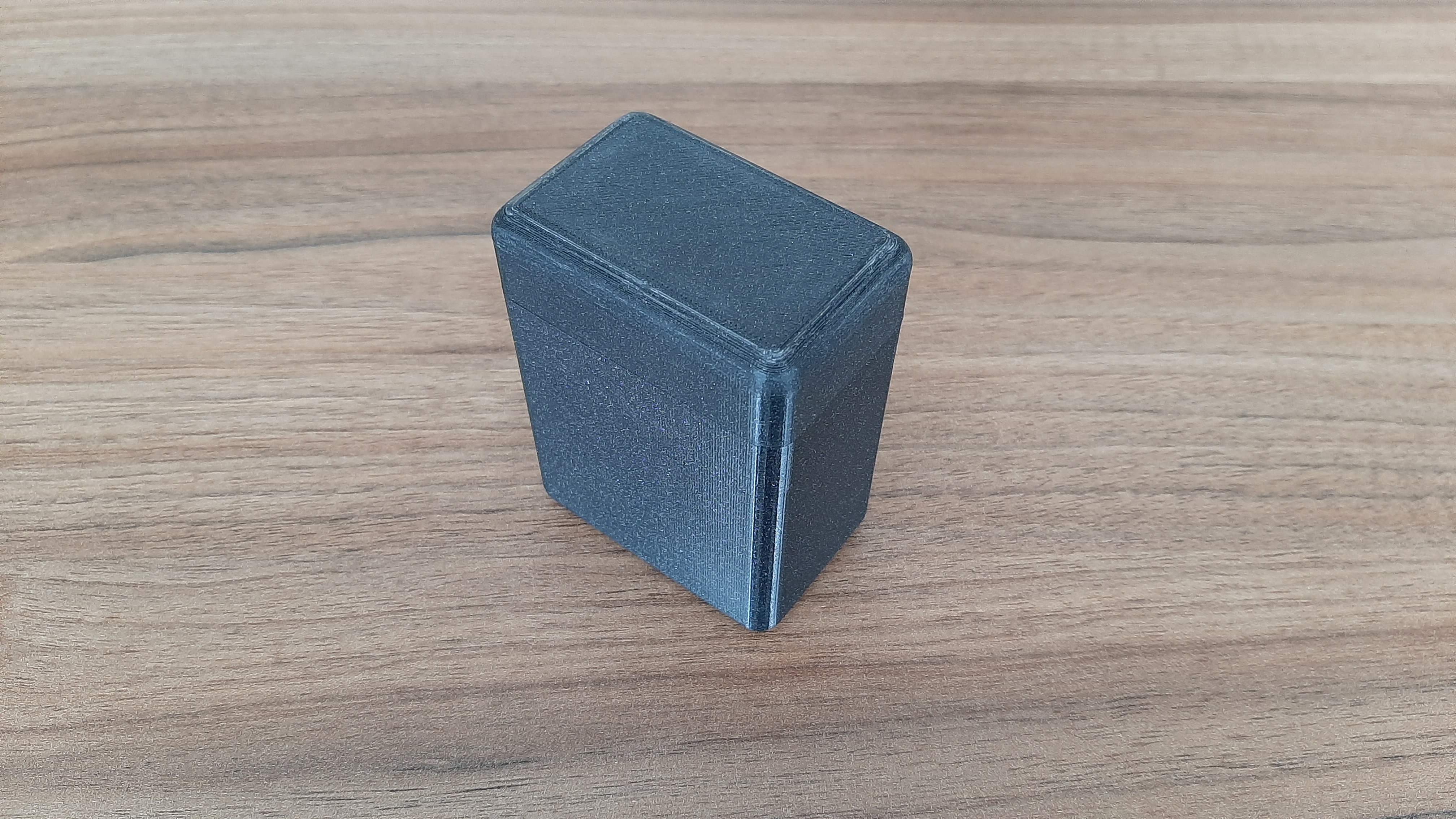 Miniatura 3 do modelo 3D Rounded box with lid