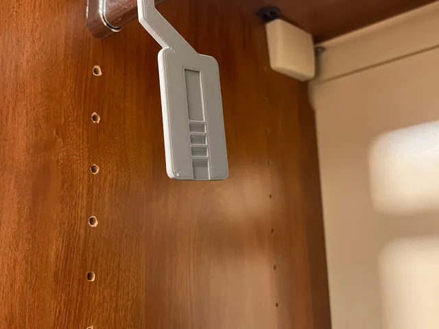 Ratchet Belt Hanger