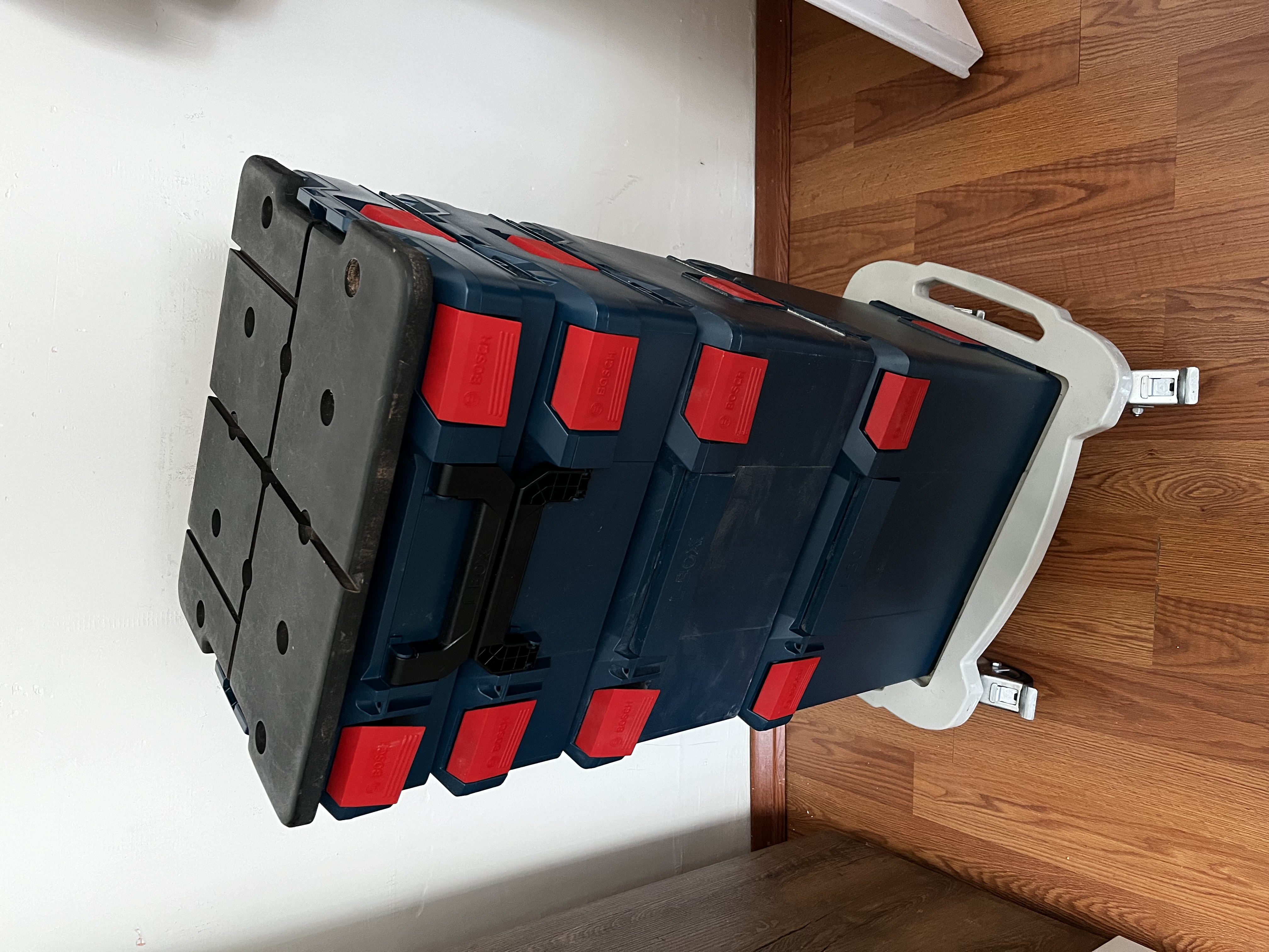 Bosch L-Boxx Workbench Mobile