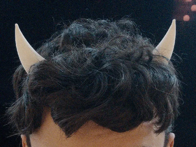 Headband with demon horns