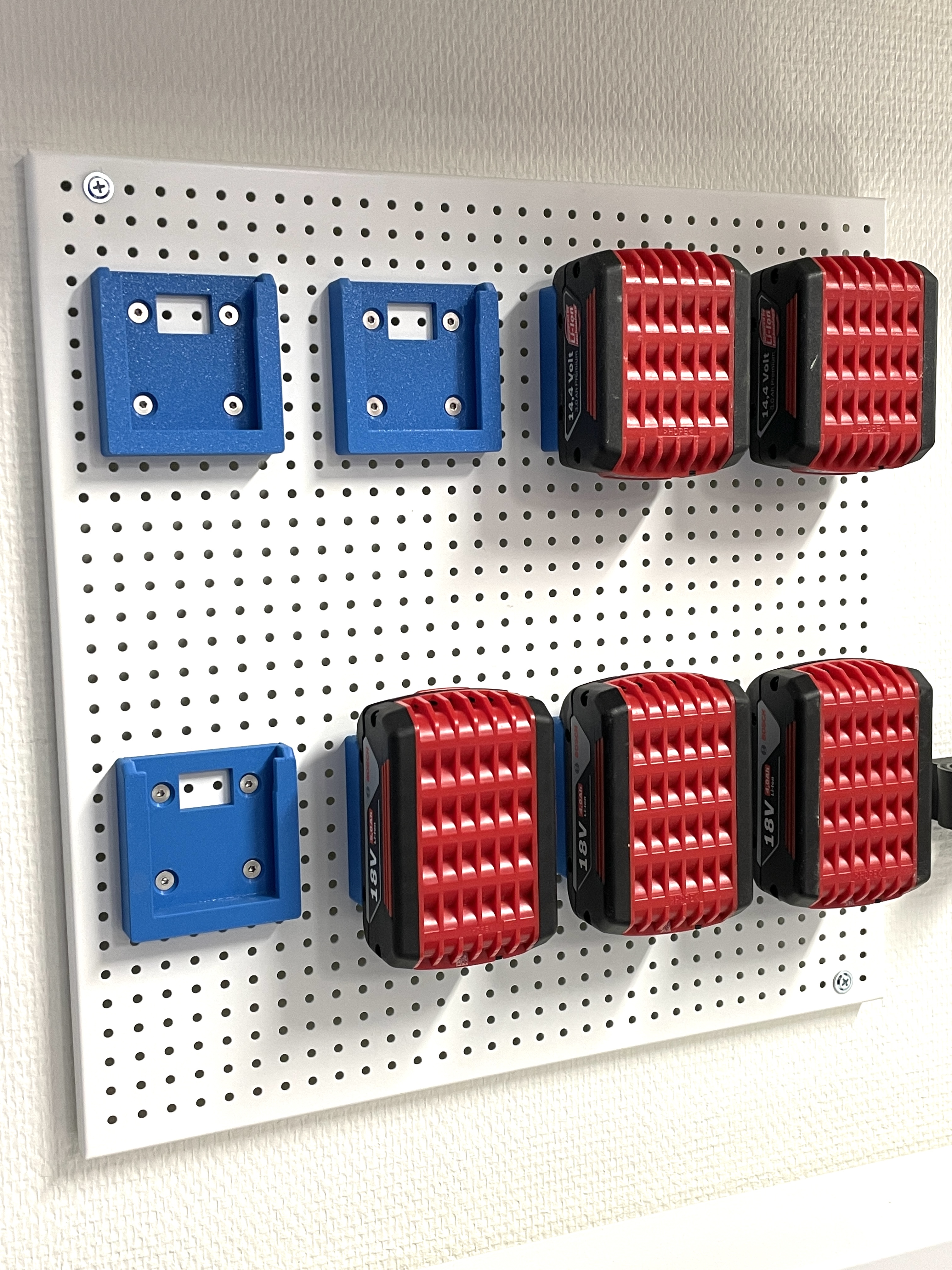 Bosch 18V Battery Mount
