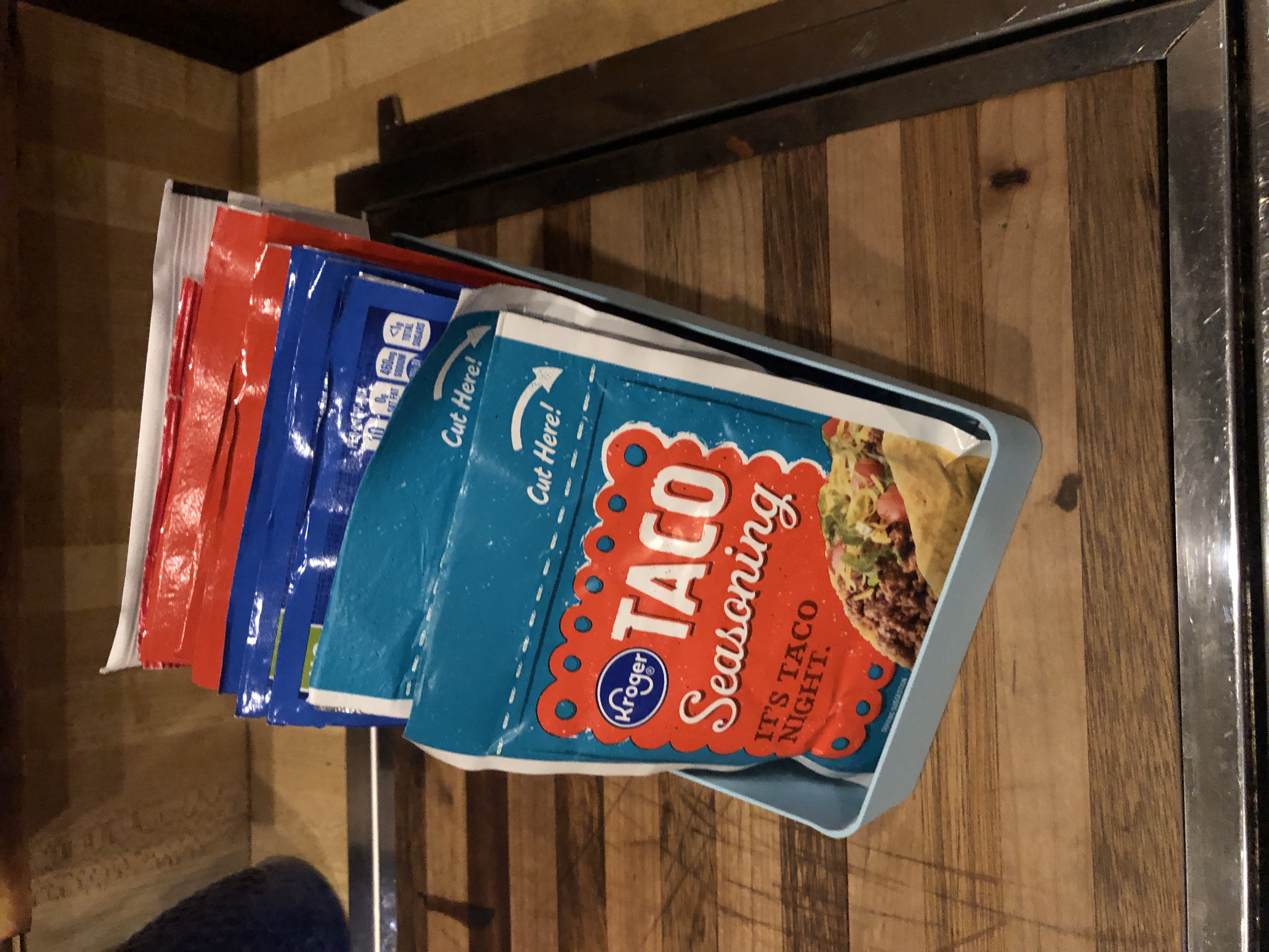 Spice Packet Caddy