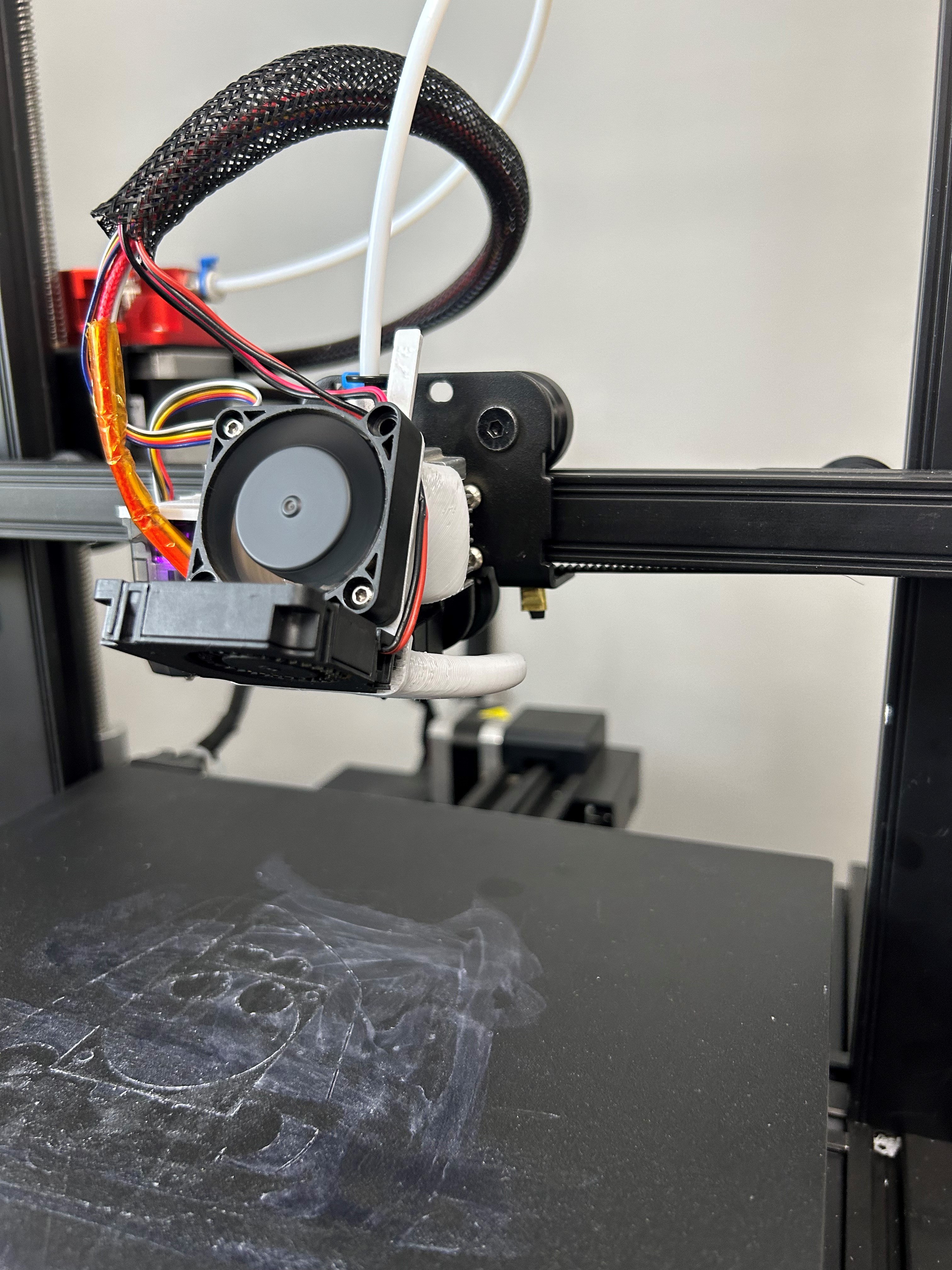 Miniatura 2 do modelo 3D Mini Me ender 3 v2 neo