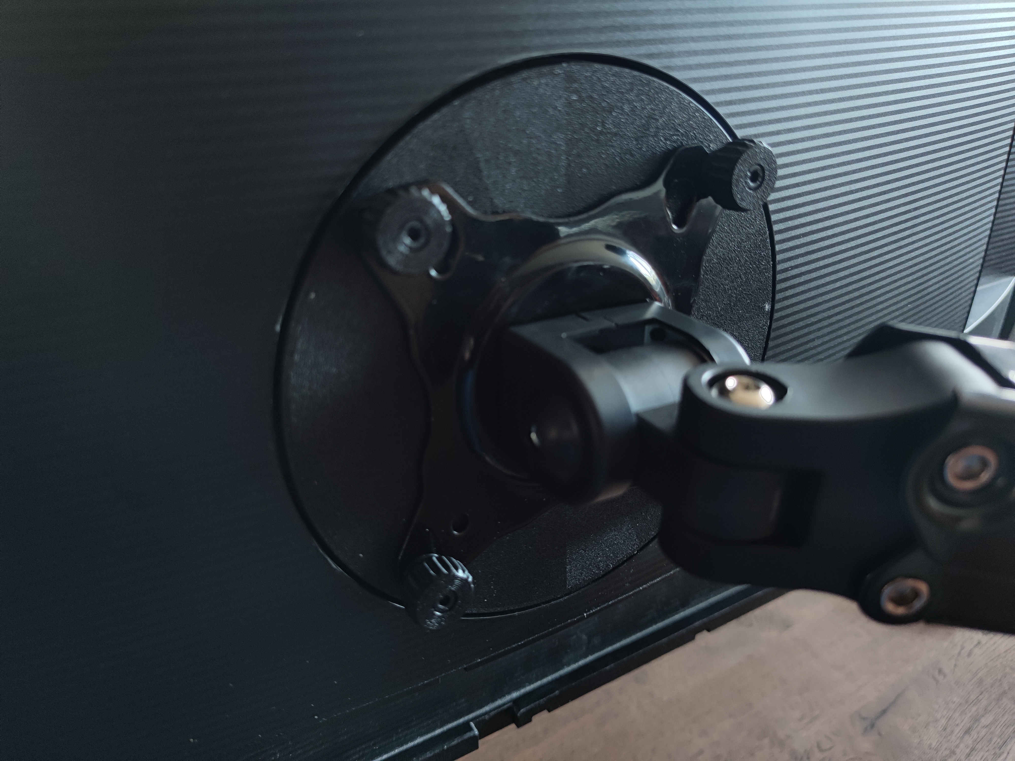 VESA Adapter for Samsung LU32H850