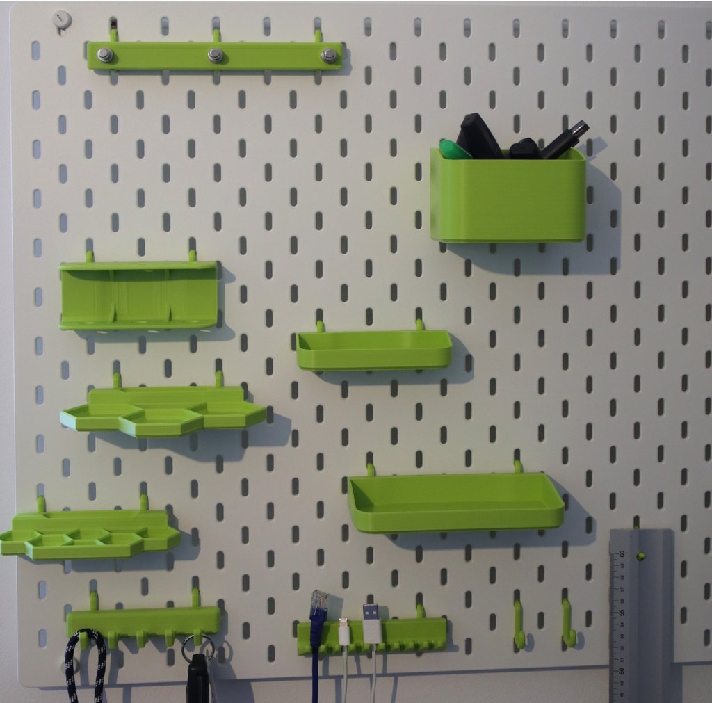 Brackets and trays for Skadis plate