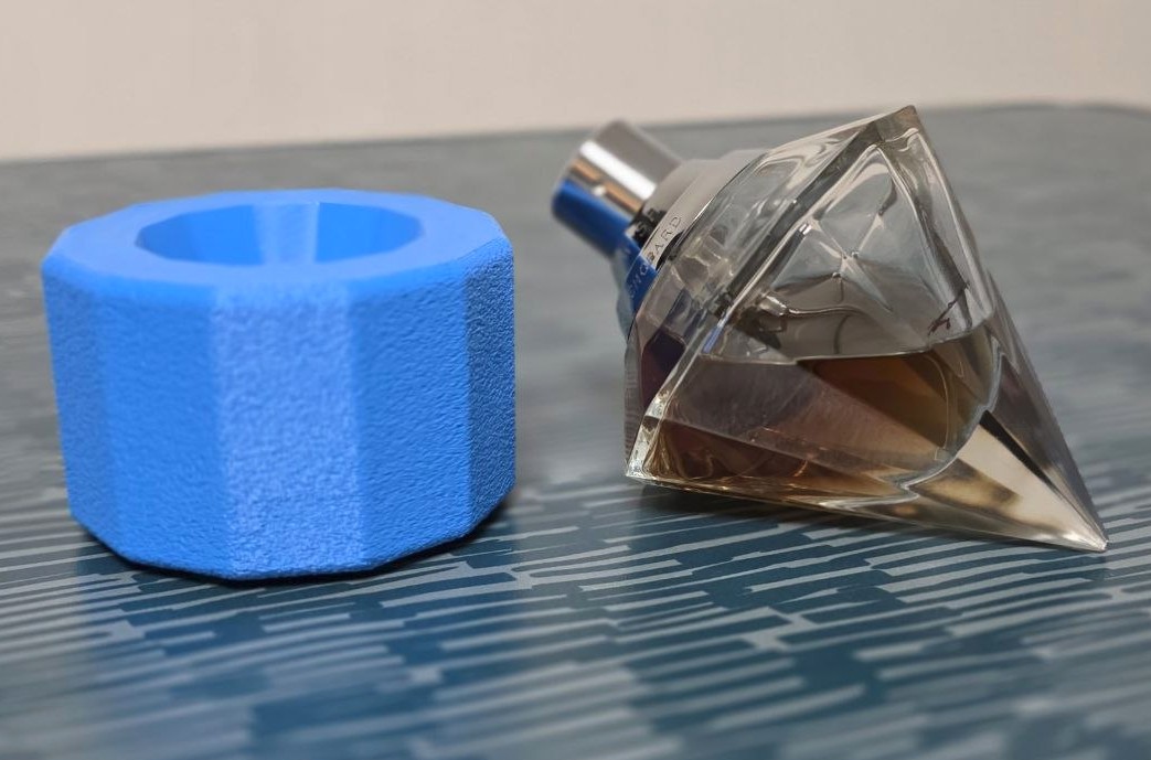Perfume bottle stand (dodecagonal shape)