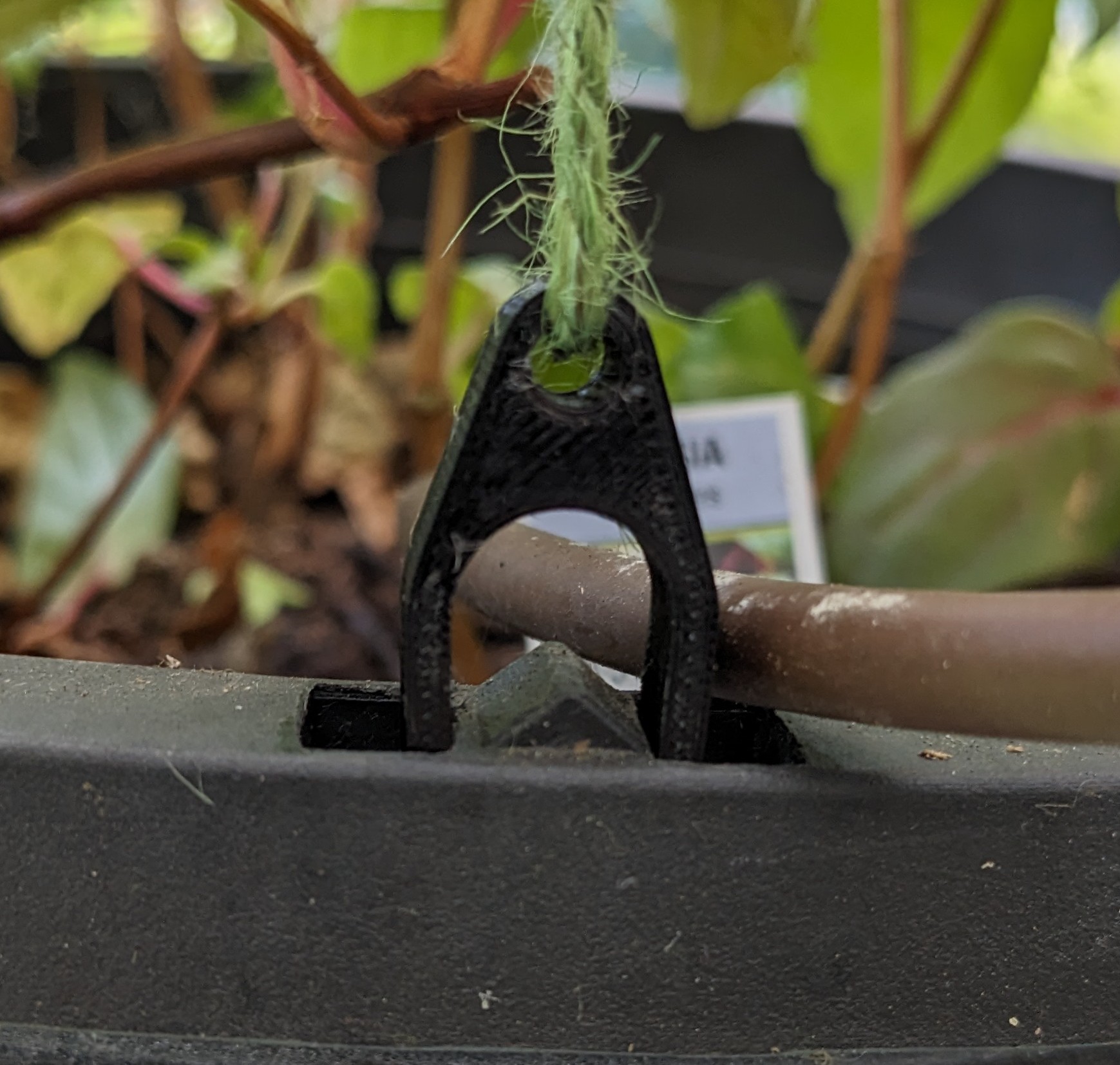 Hanging Basket Hooks and Hanger by Matt H Download free STL model