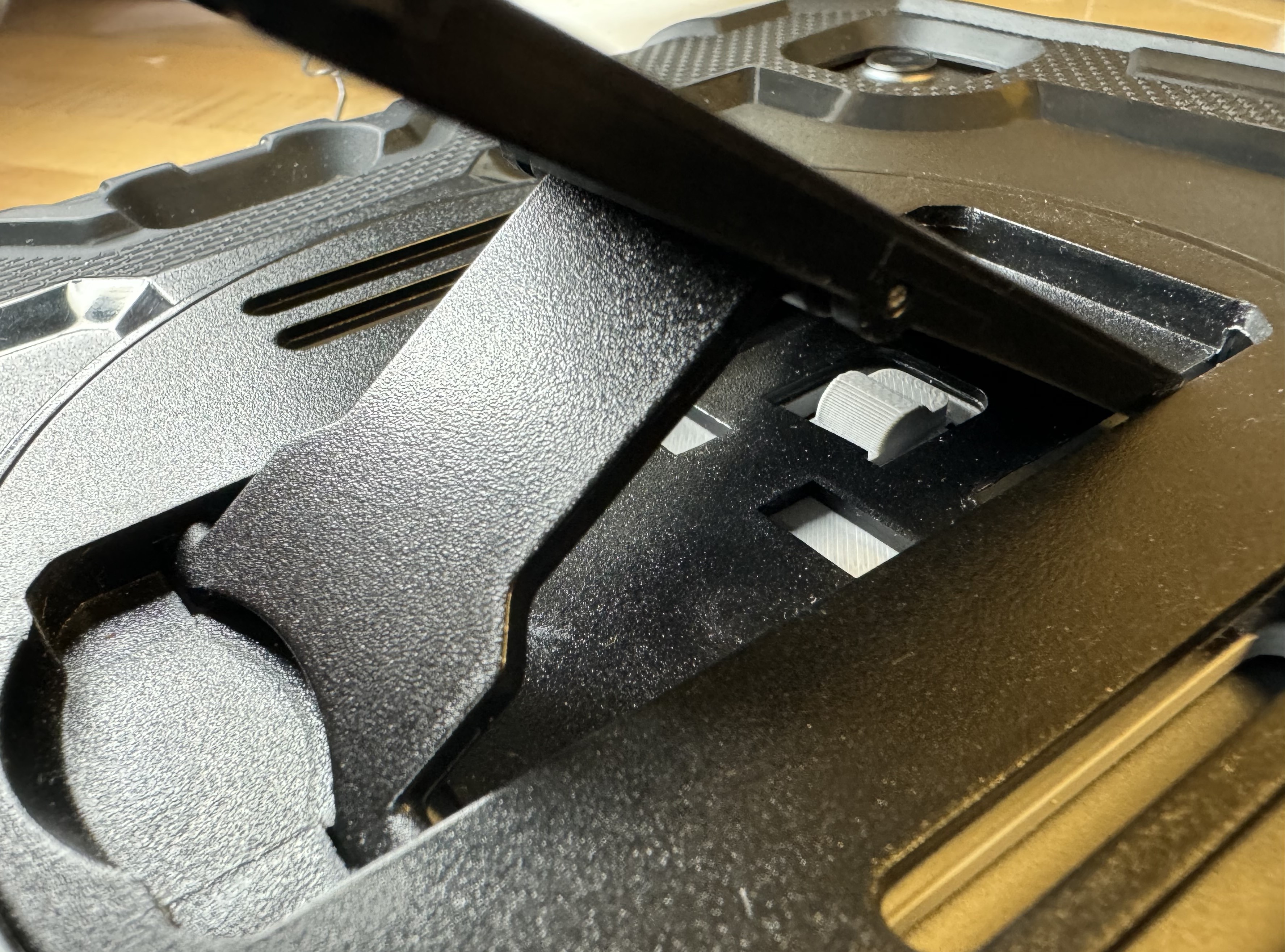 Kickstand Replacement for iPad Cases by brandonb Download free STL