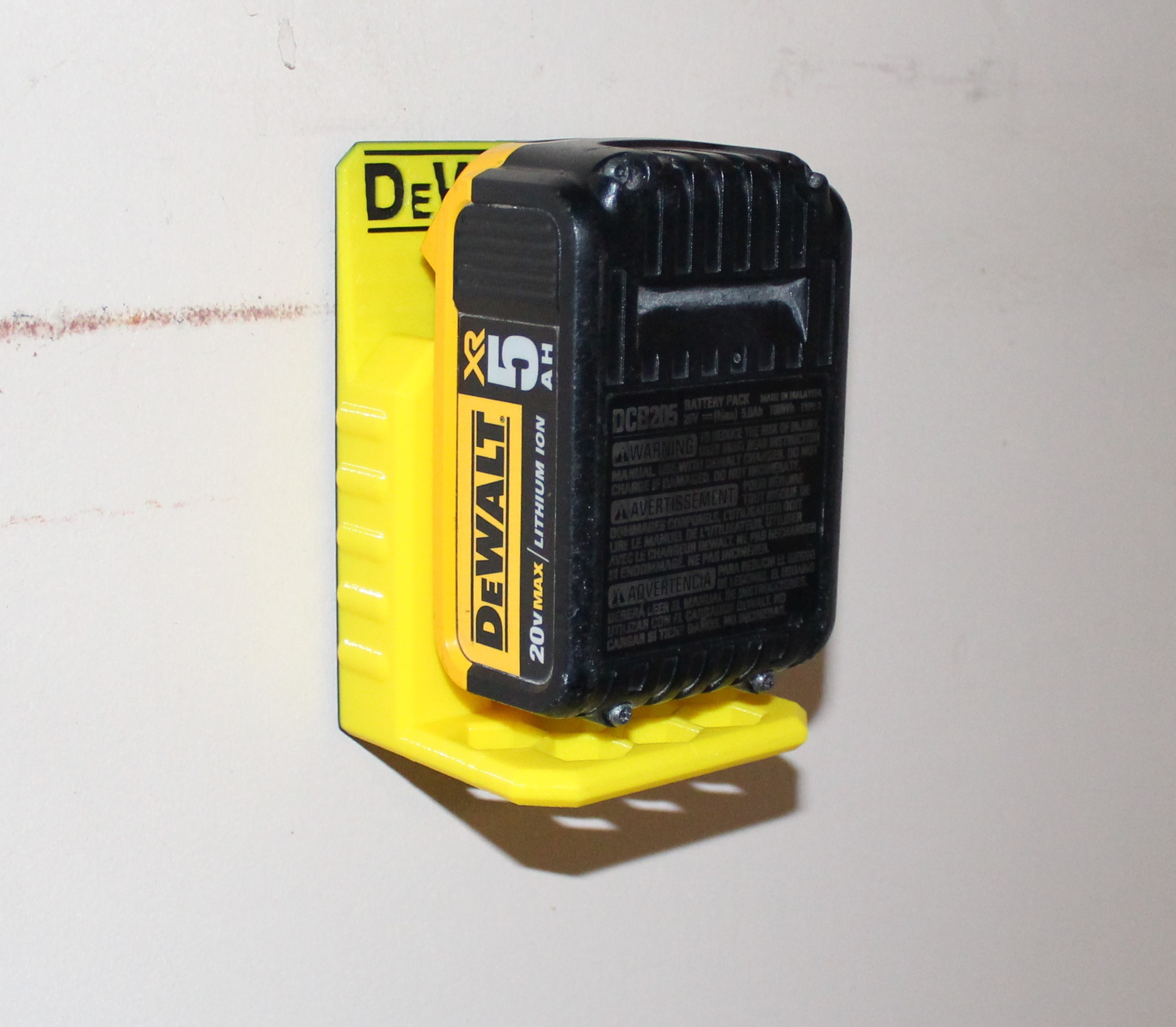 Miniatura 2 do modelo 3D DeWALT Battery Holder