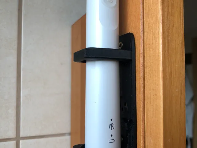 Electric Toothbrush Holder Penguin